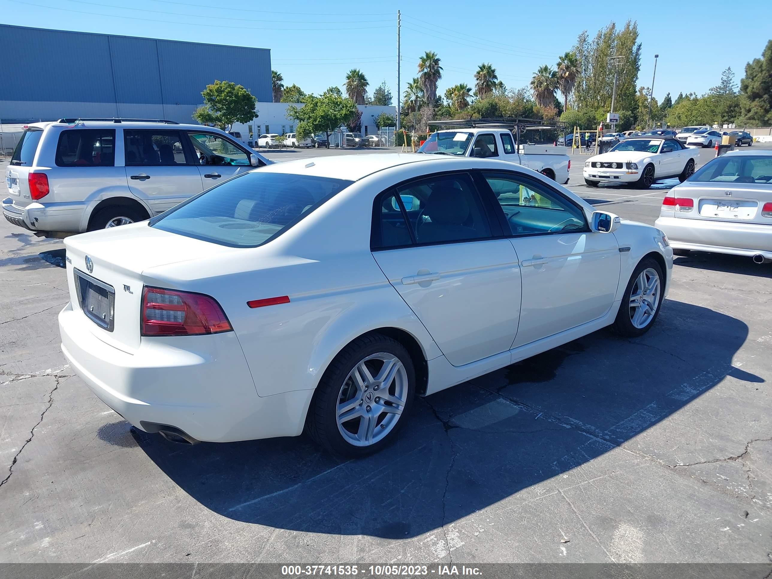 Photo 3 VIN: 19UUA66208A024090 - ACURA TL 