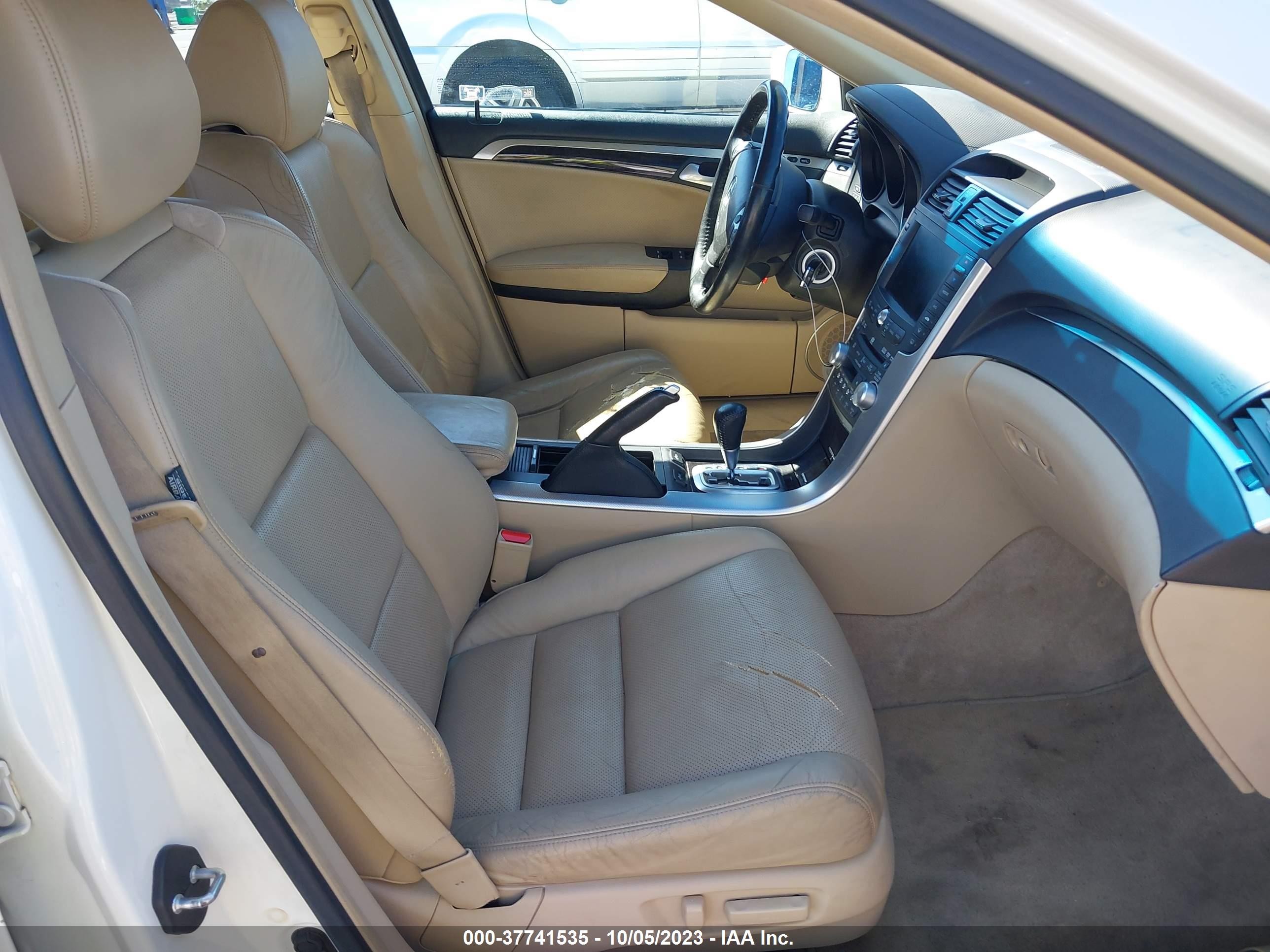 Photo 4 VIN: 19UUA66208A024090 - ACURA TL 