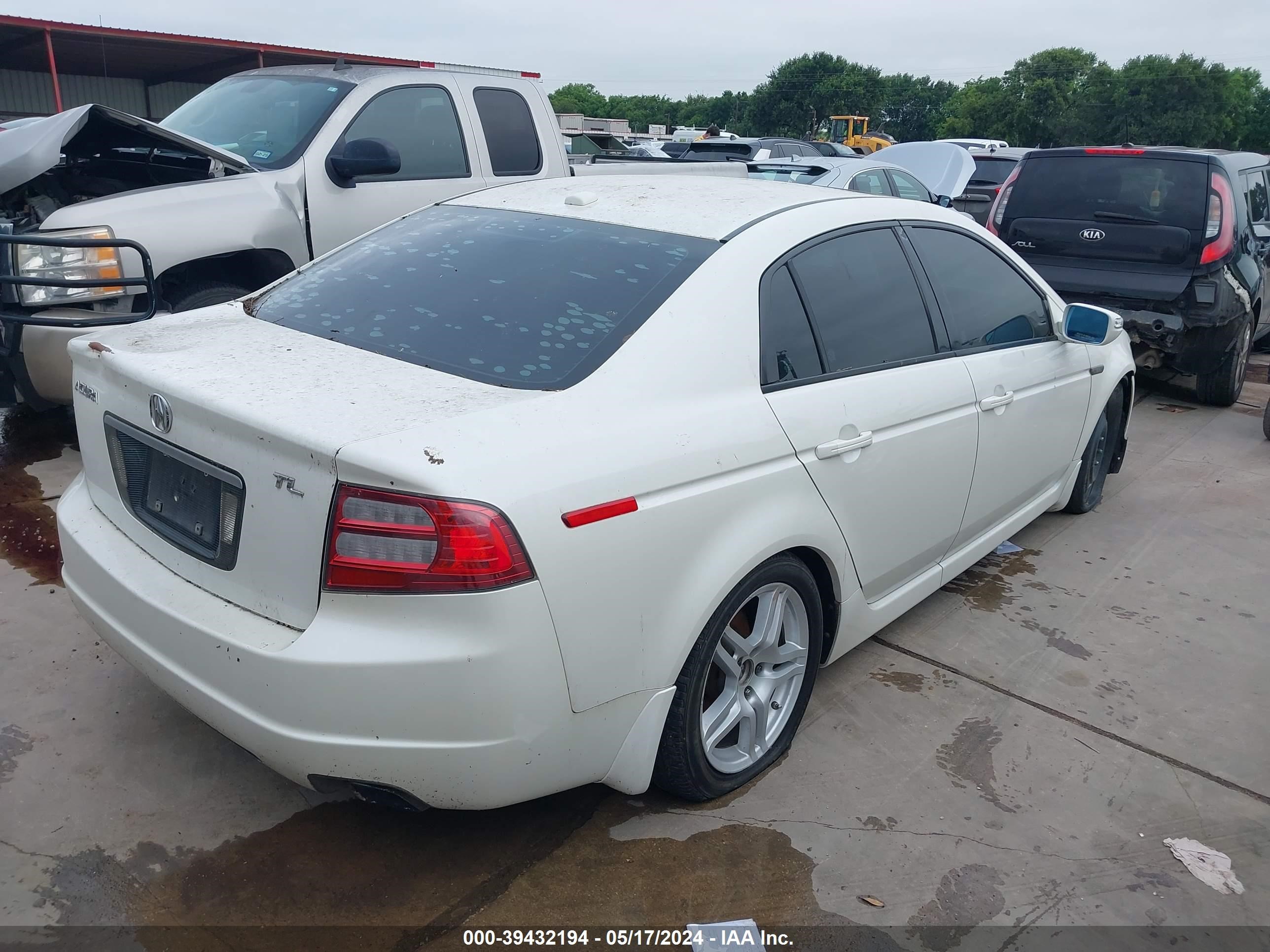 Photo 3 VIN: 19UUA66217A031807 - ACURA TL 