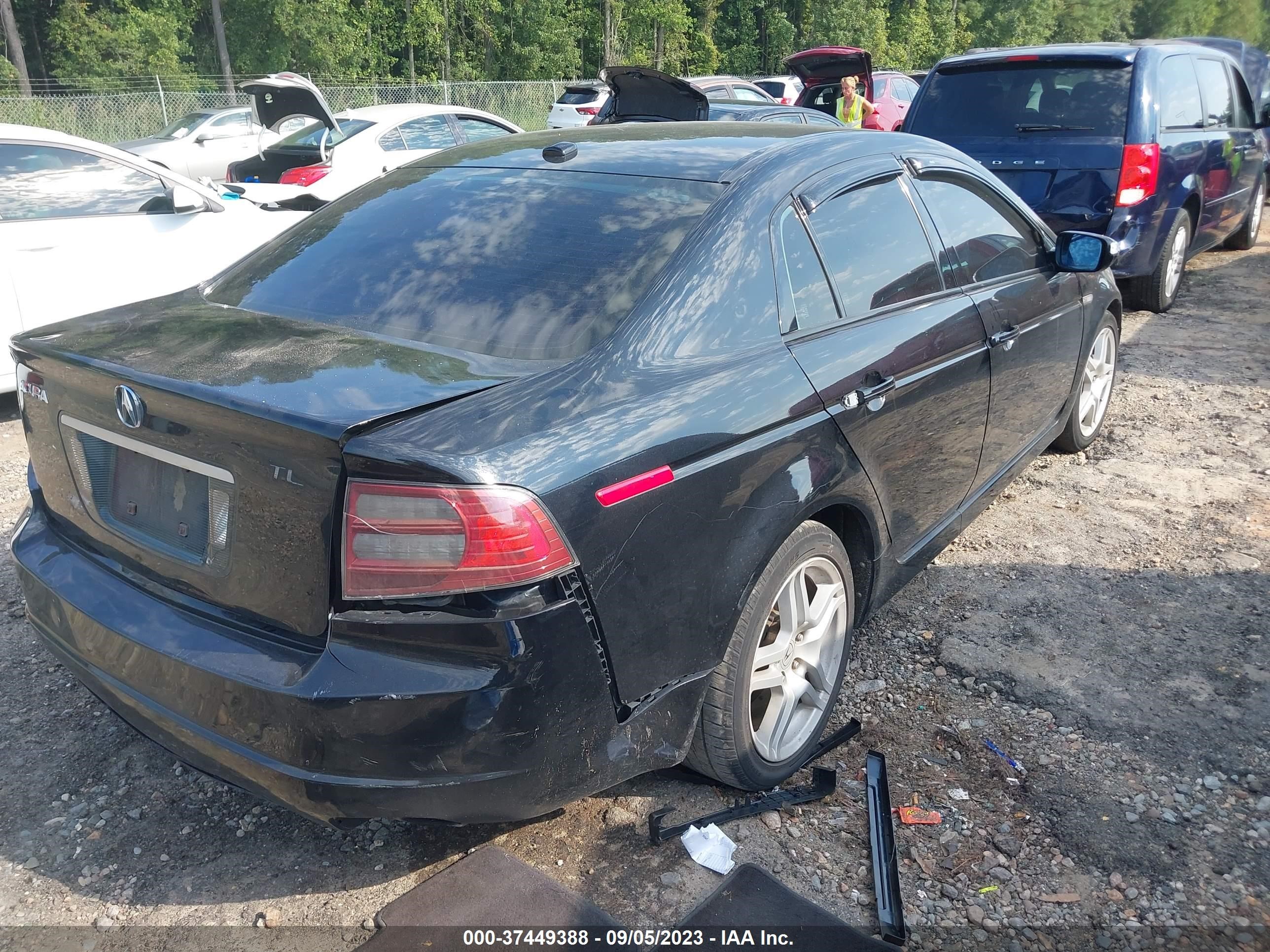 Photo 3 VIN: 19UUA66217A049031 - ACURA TL 