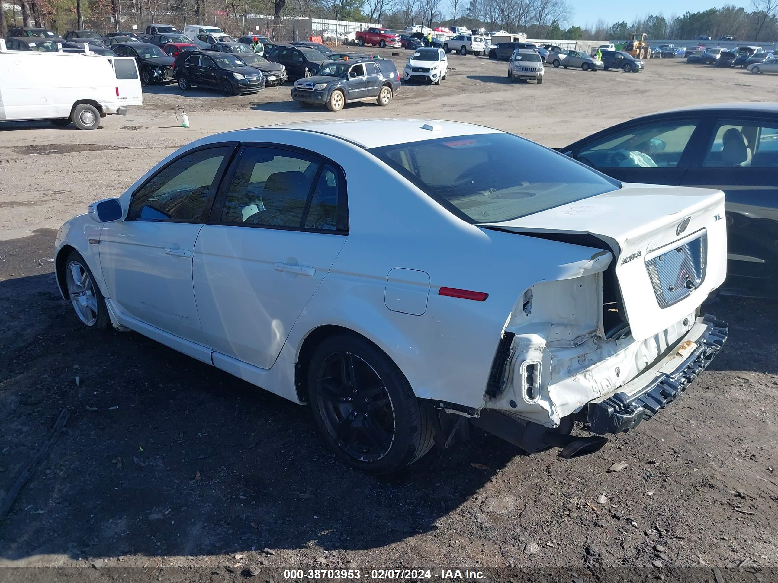 Photo 2 VIN: 19UUA66218A010313 - ACURA TL 