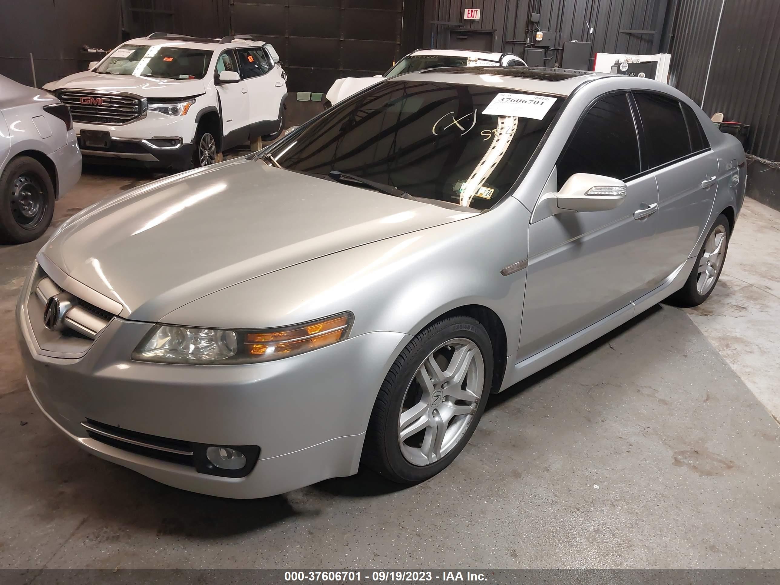 Photo 1 VIN: 19UUA66218A022977 - ACURA TL 