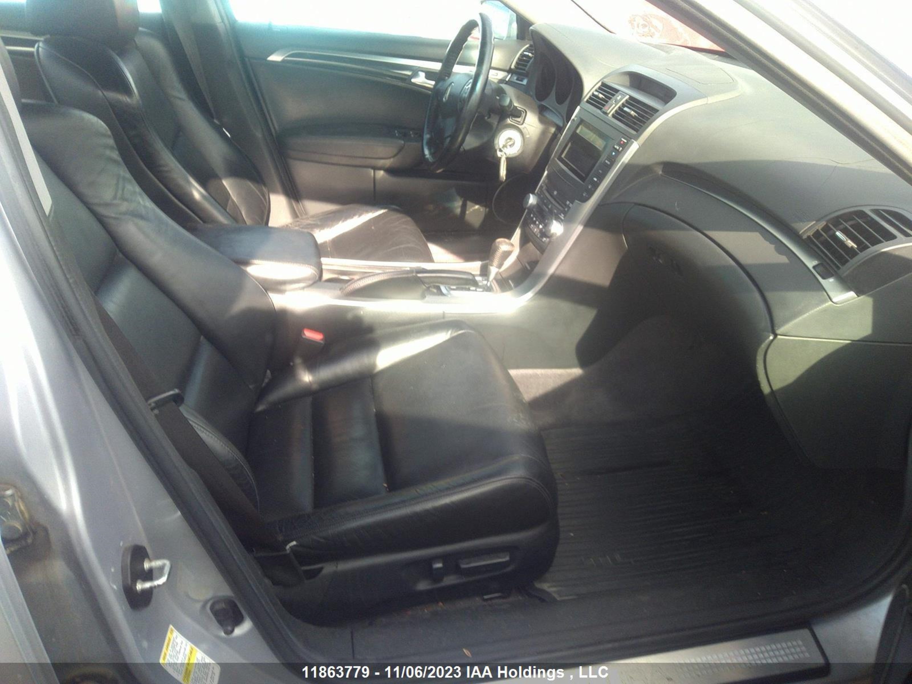 Photo 4 VIN: 19UUA66225A803437 - ACURA TL 