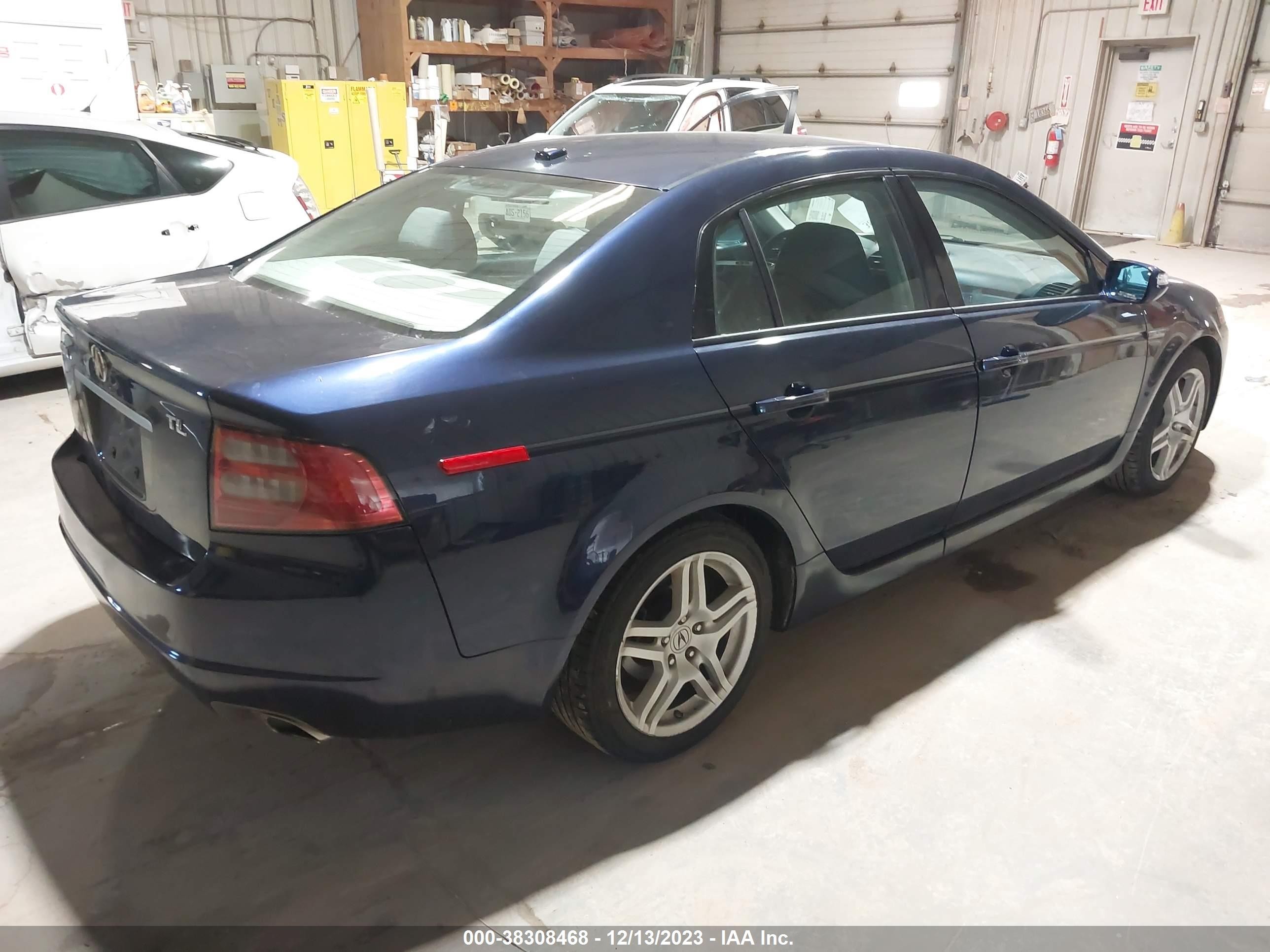 Photo 3 VIN: 19UUA66228A010689 - ACURA TL 