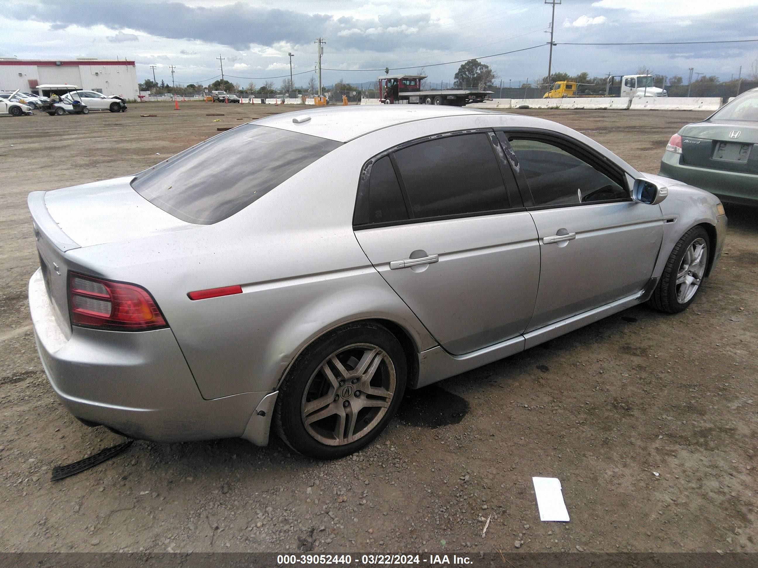 Photo 3 VIN: 19UUA66238A021085 - ACURA TL 