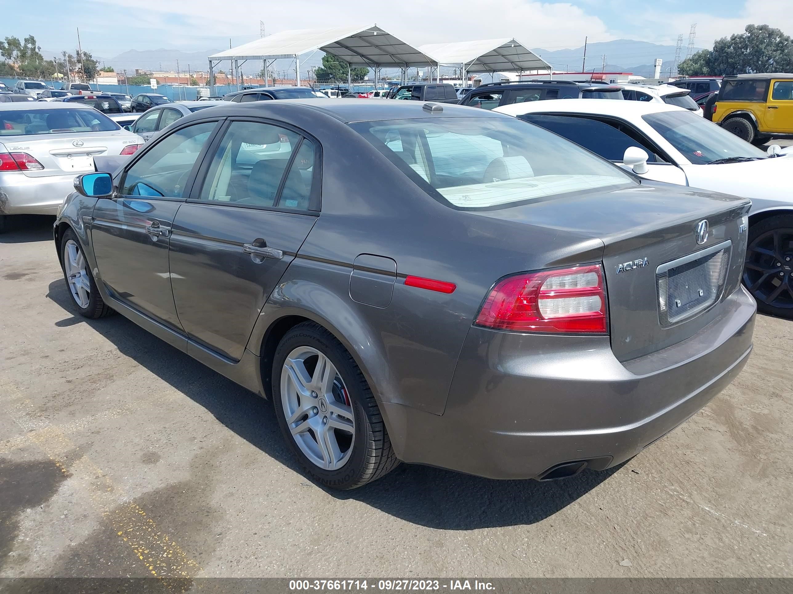 Photo 2 VIN: 19UUA66238A046956 - ACURA TL 