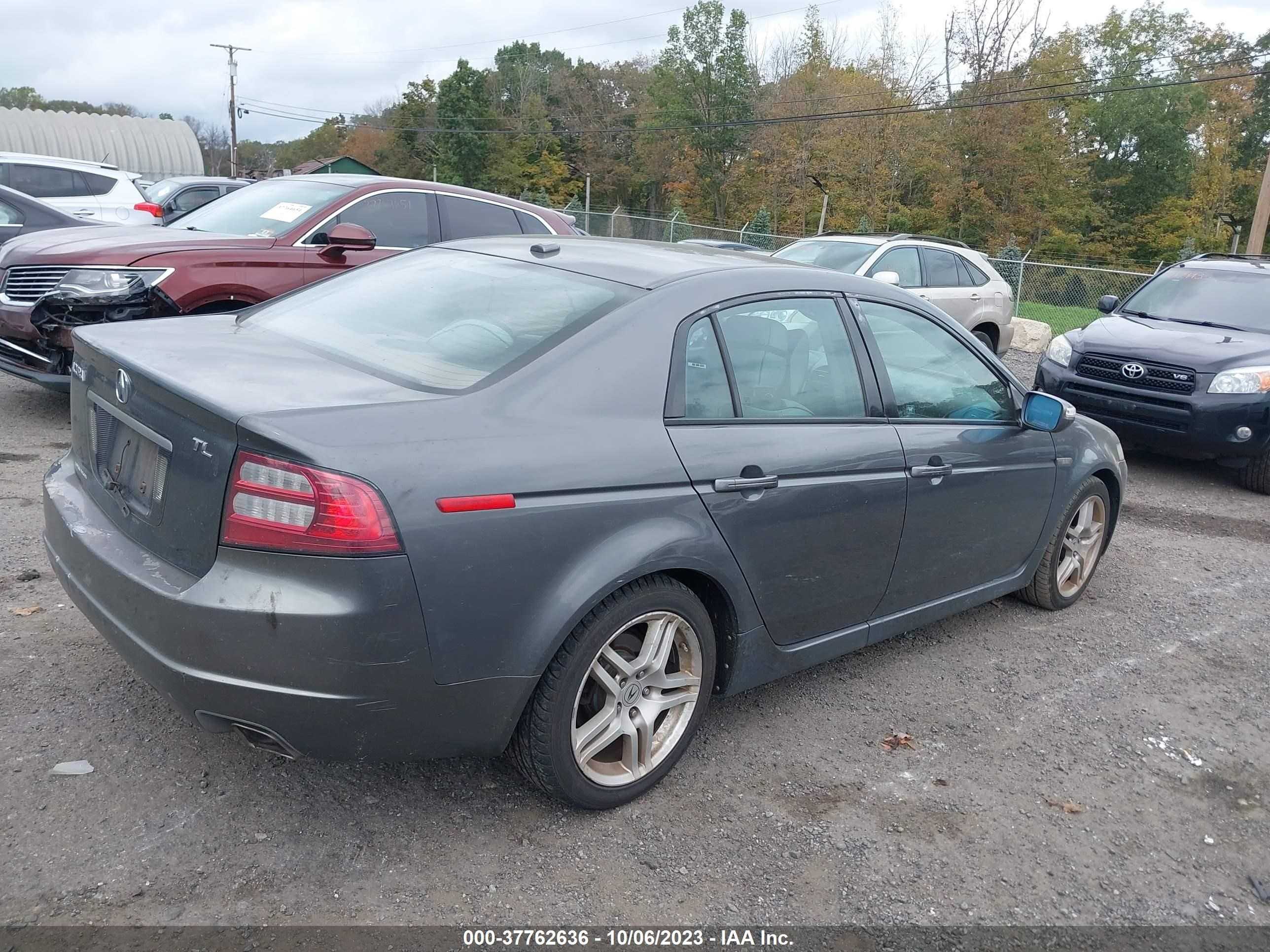 Photo 3 VIN: 19UUA66248A002612 - ACURA TL 