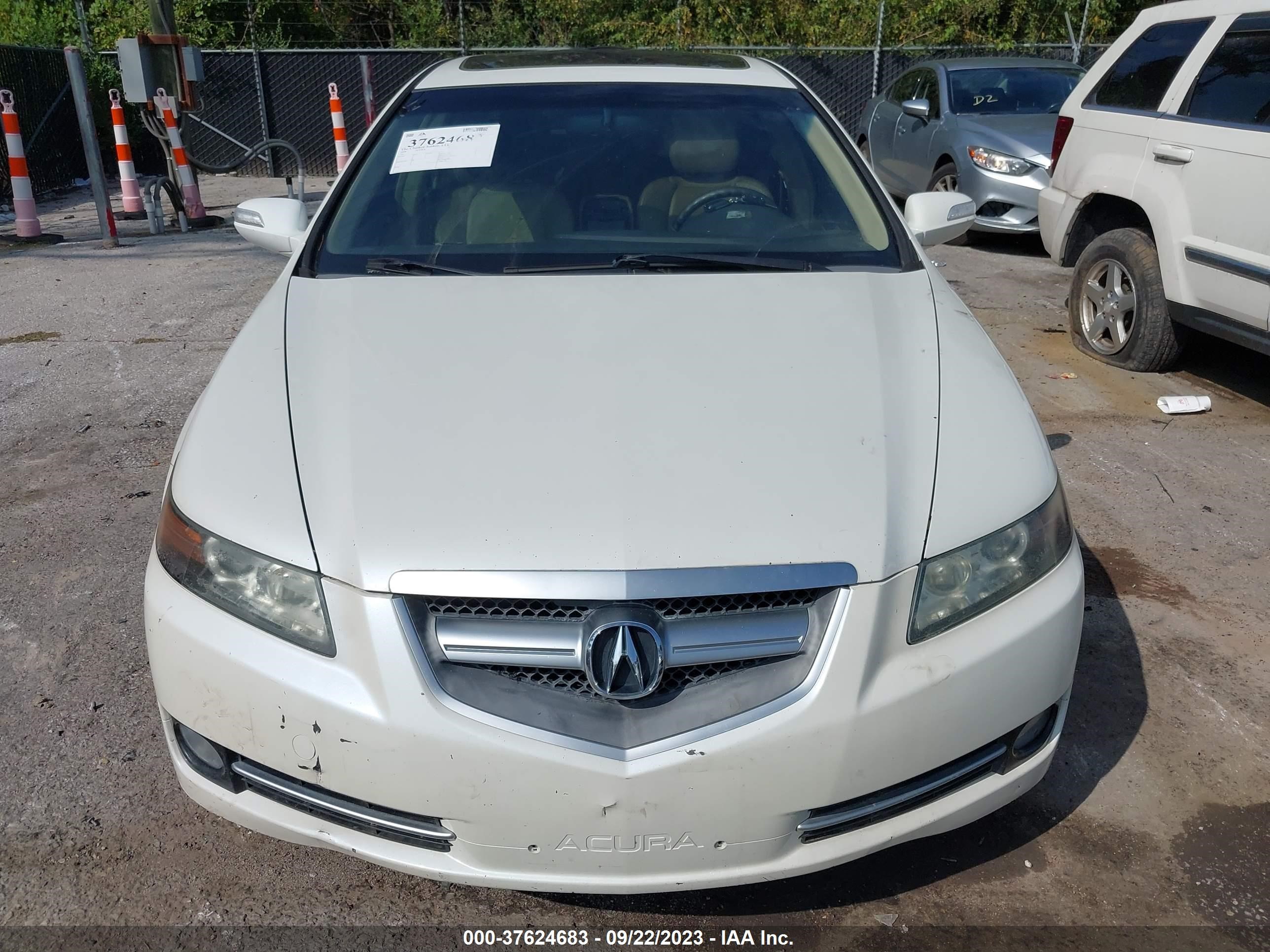 Photo 5 VIN: 19UUA66248A019703 - ACURA TL 