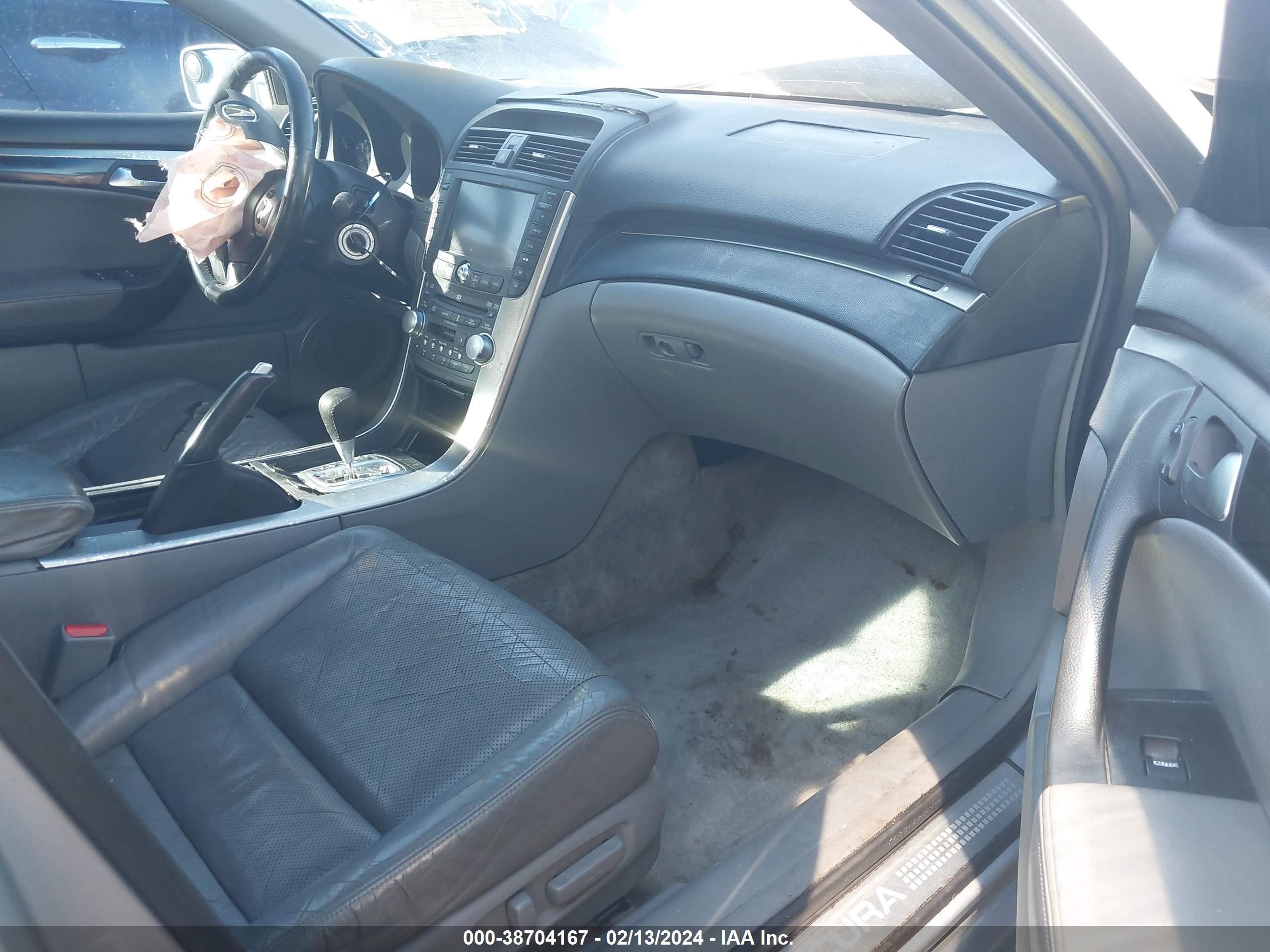 Photo 4 VIN: 19UUA66265A073905 - ACURA TL 