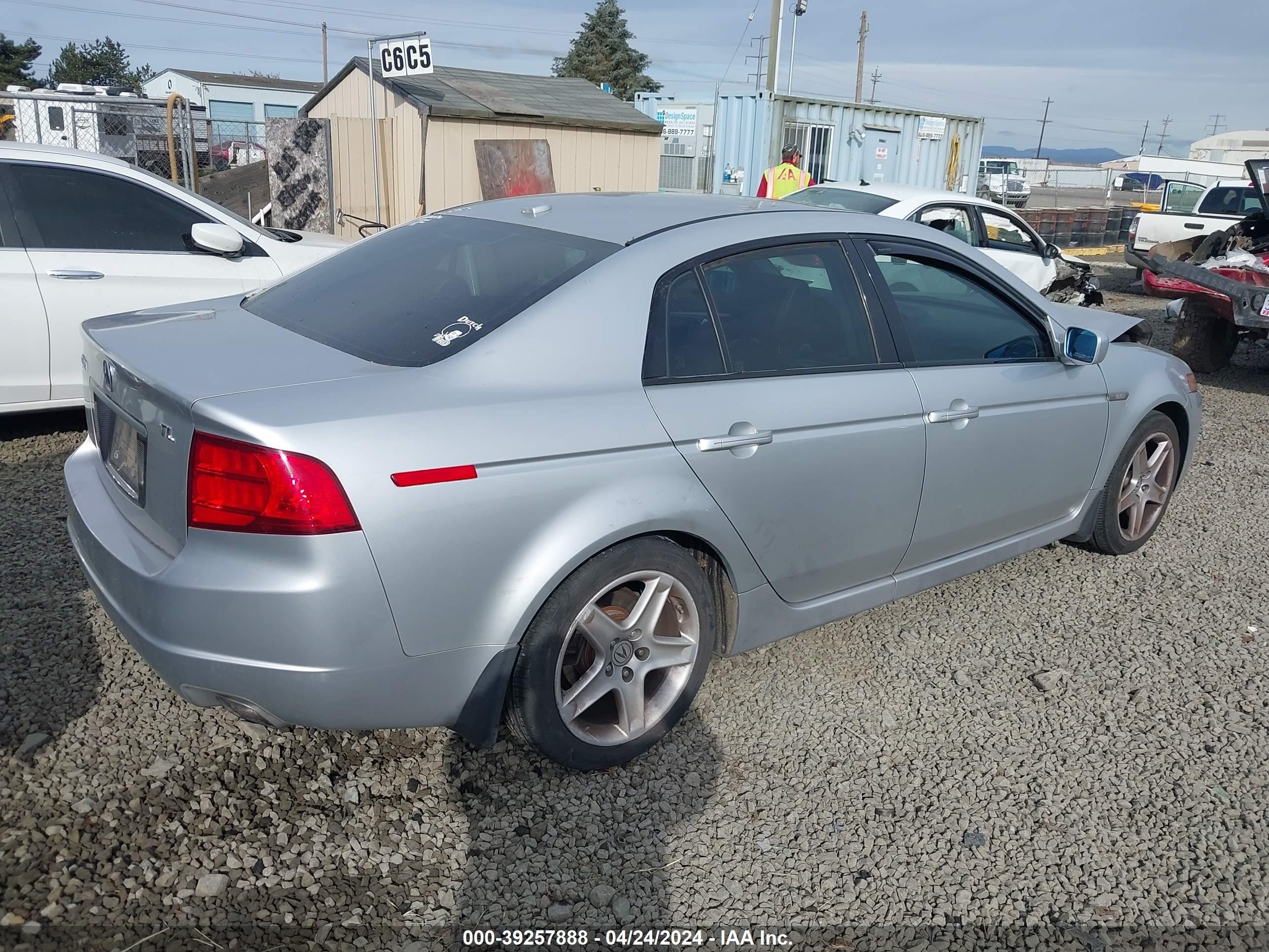 Photo 3 VIN: 19UUA66266A030909 - ACURA TL 