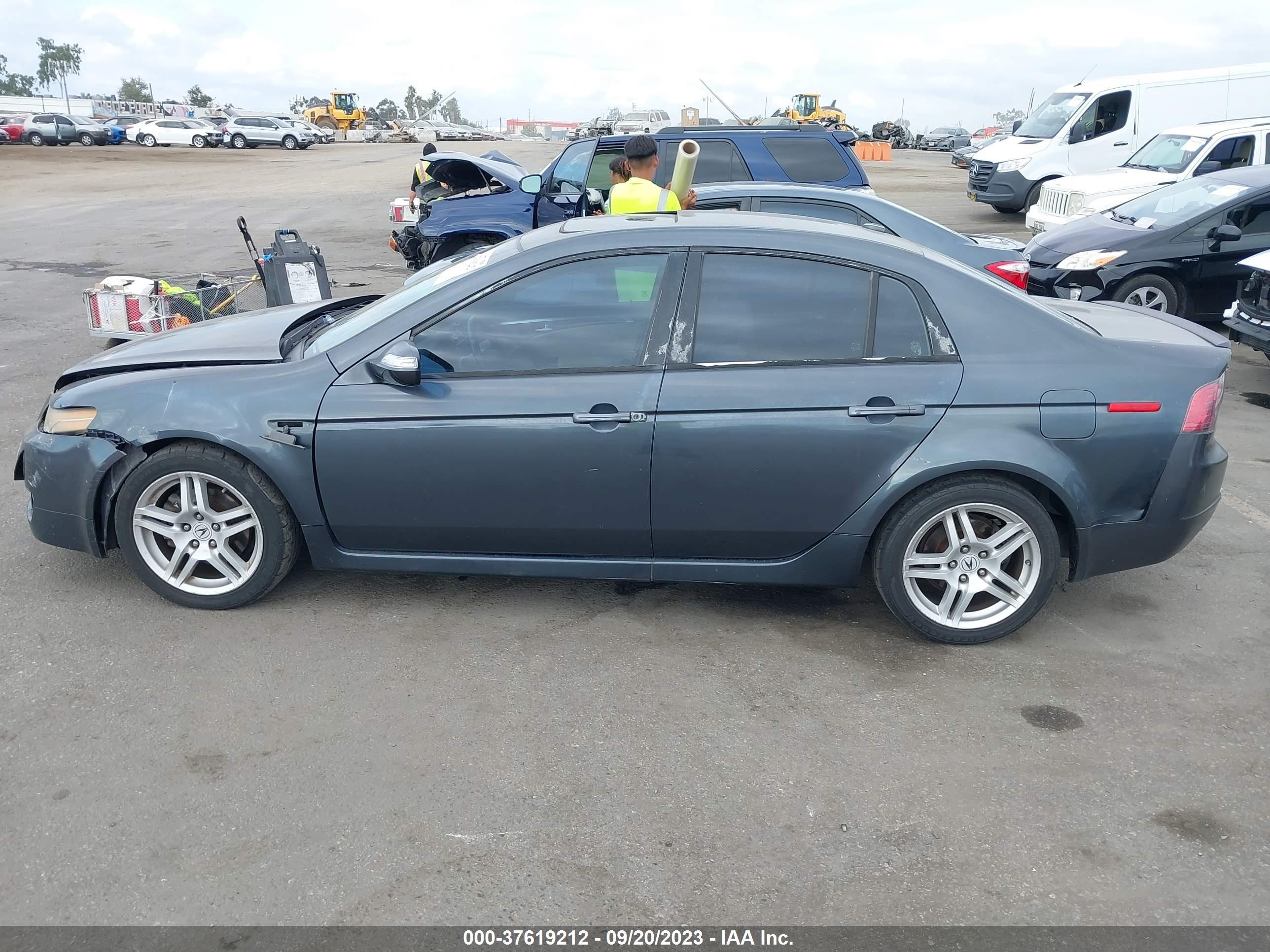 Photo 13 VIN: 19UUA66267A025825 - ACURA TL 