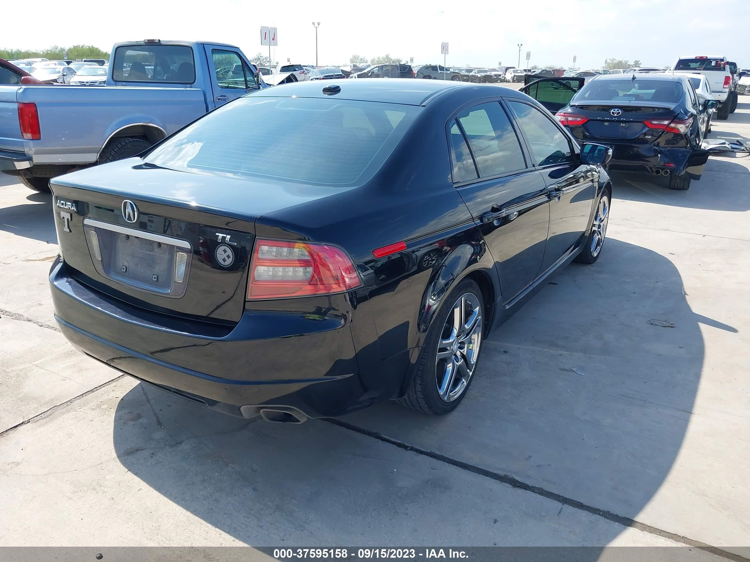 Photo 3 VIN: 19UUA66267A027445 - ACURA TL 