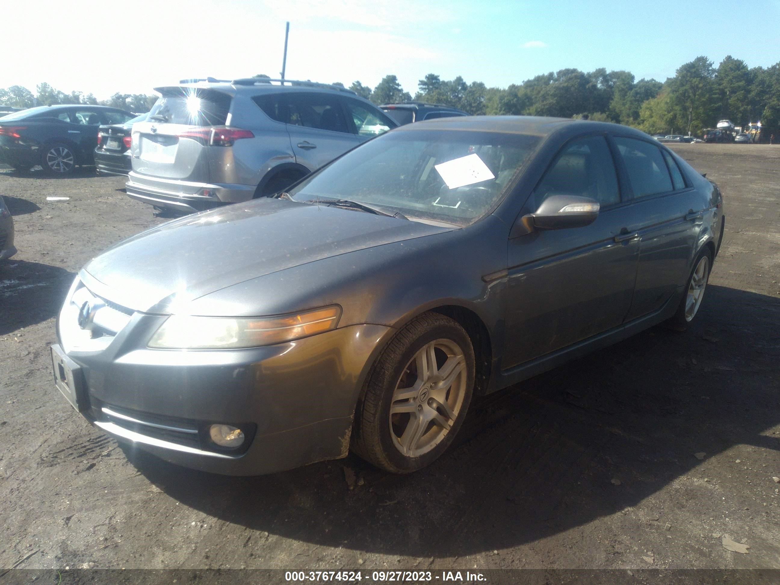 Photo 1 VIN: 19UUA66268A040388 - ACURA TL 