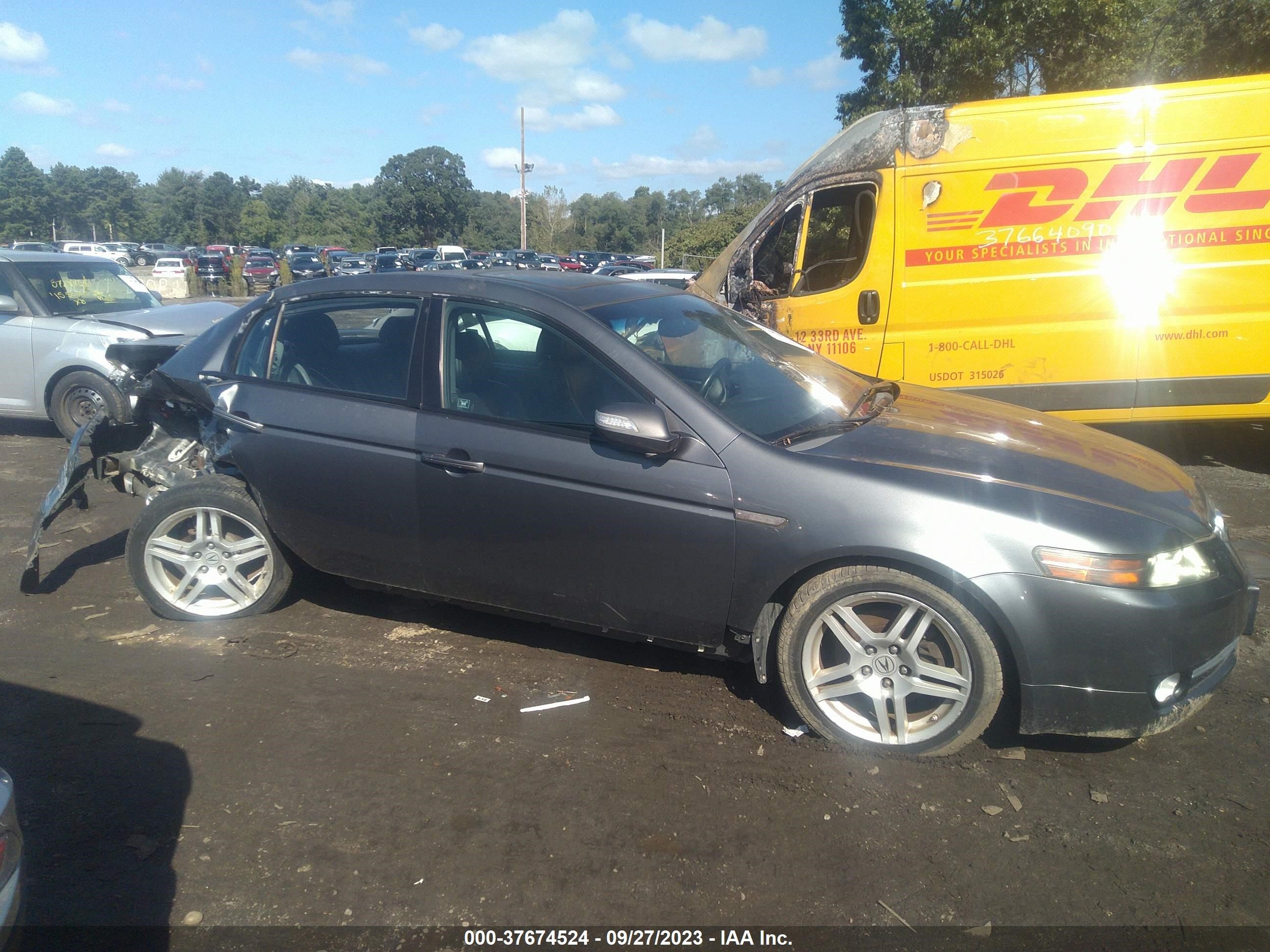 Photo 12 VIN: 19UUA66268A040388 - ACURA TL 