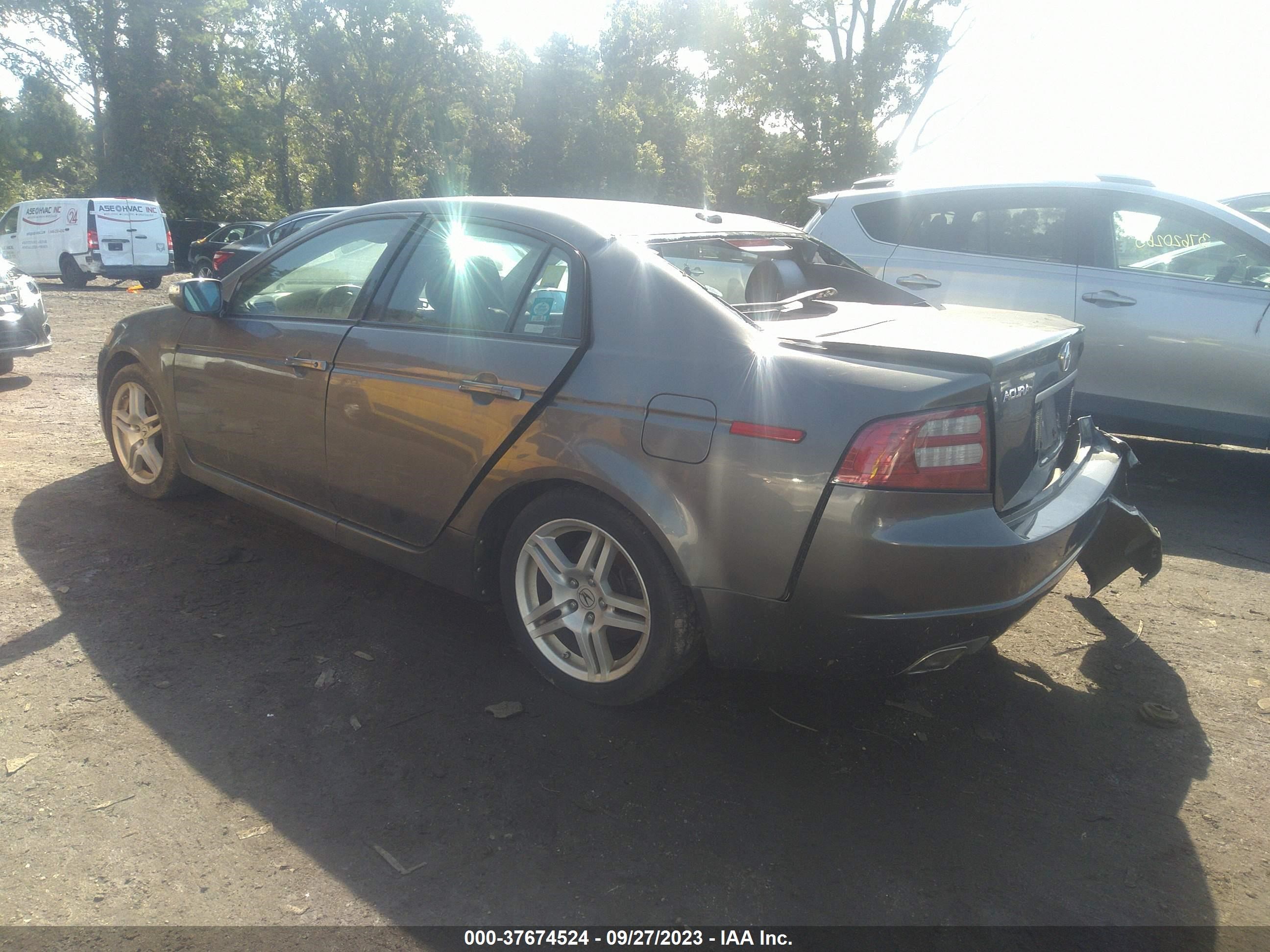 Photo 2 VIN: 19UUA66268A040388 - ACURA TL 