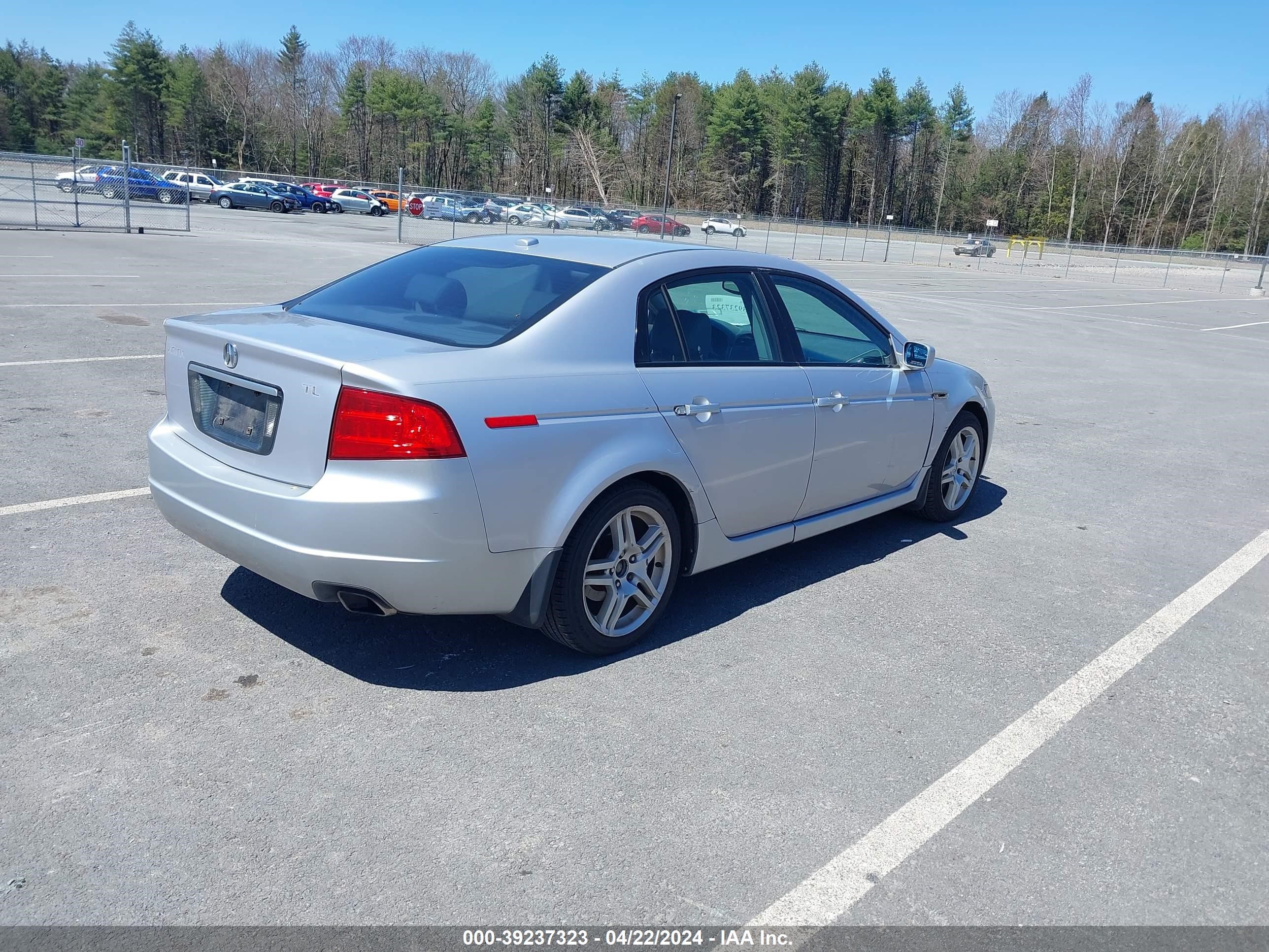 Photo 3 VIN: 19UUA66274A001741 - ACURA TL 