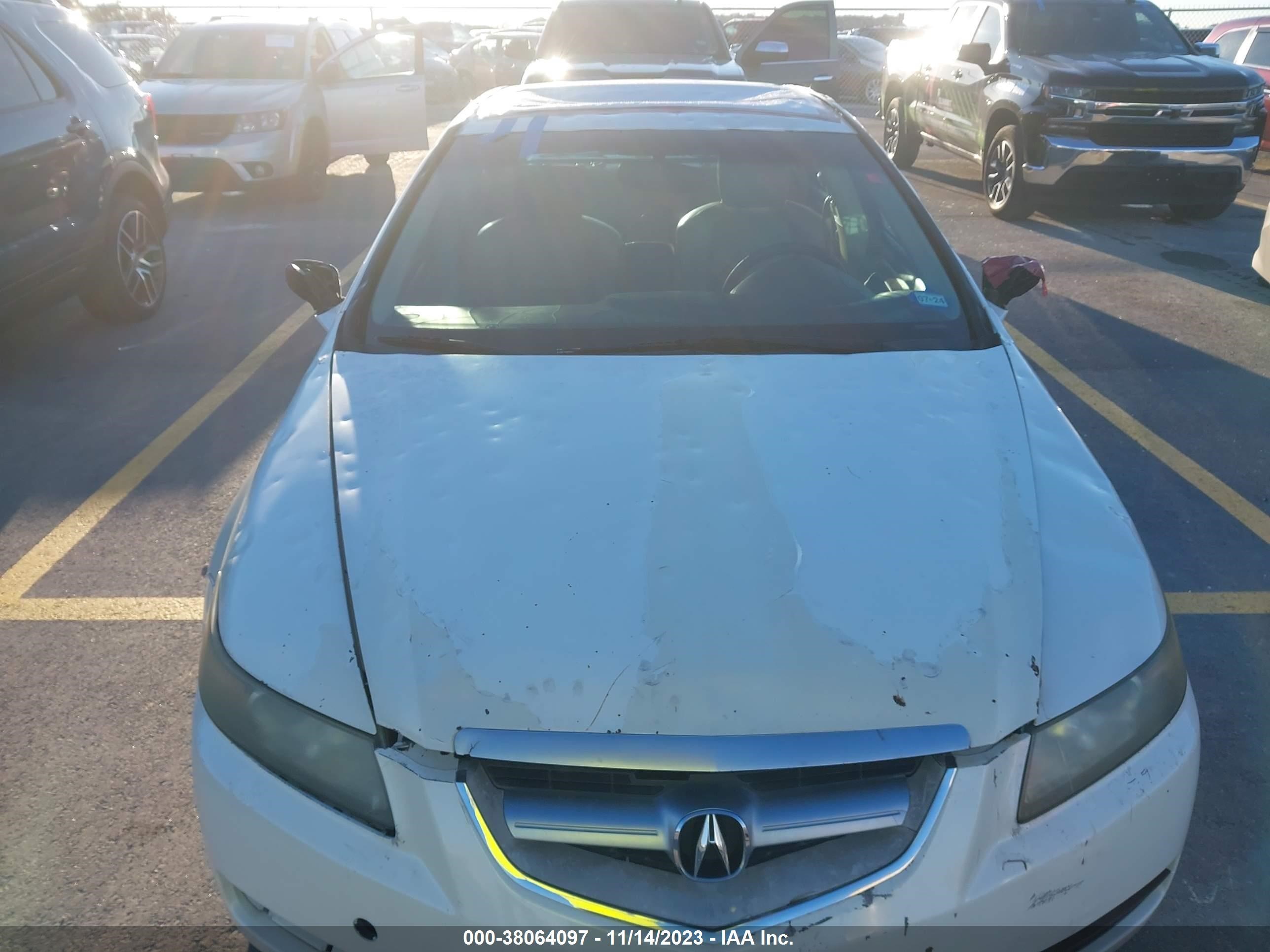 Photo 5 VIN: 19UUA66274A073636 - ACURA TL 