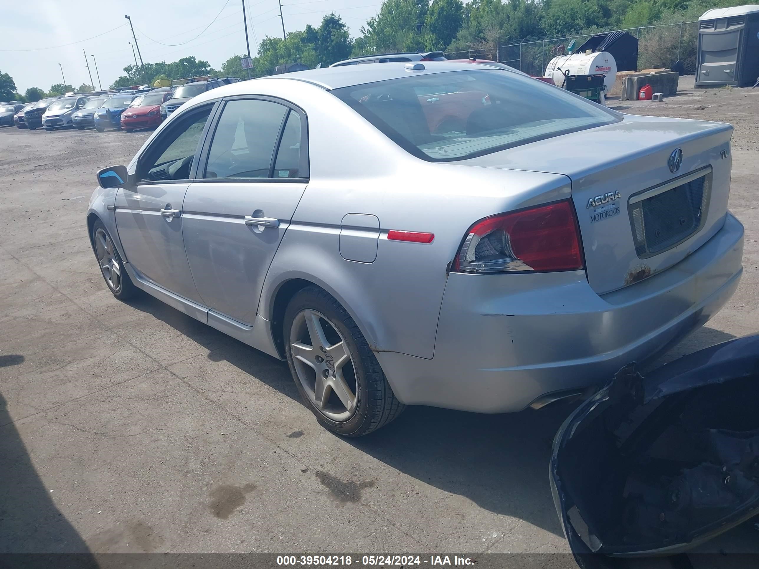 Photo 2 VIN: 19UUA66294A067689 - ACURA TL 