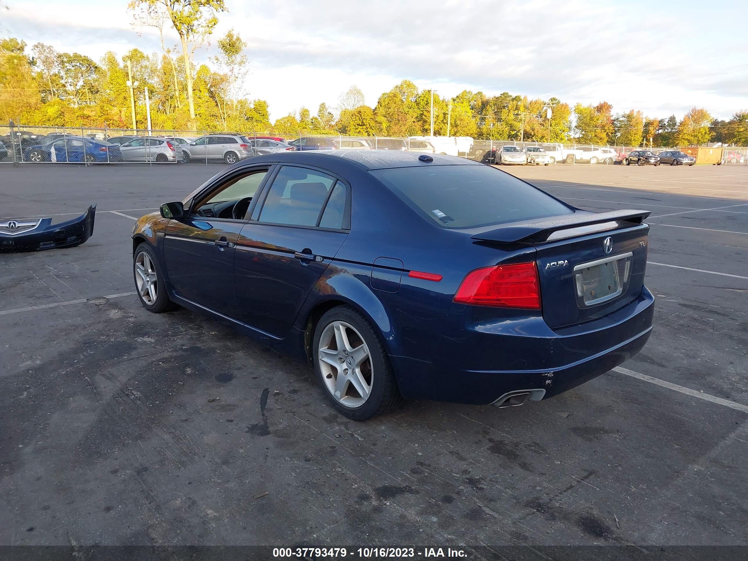 Photo 2 VIN: 19UUA66295A069069 - ACURA TL 