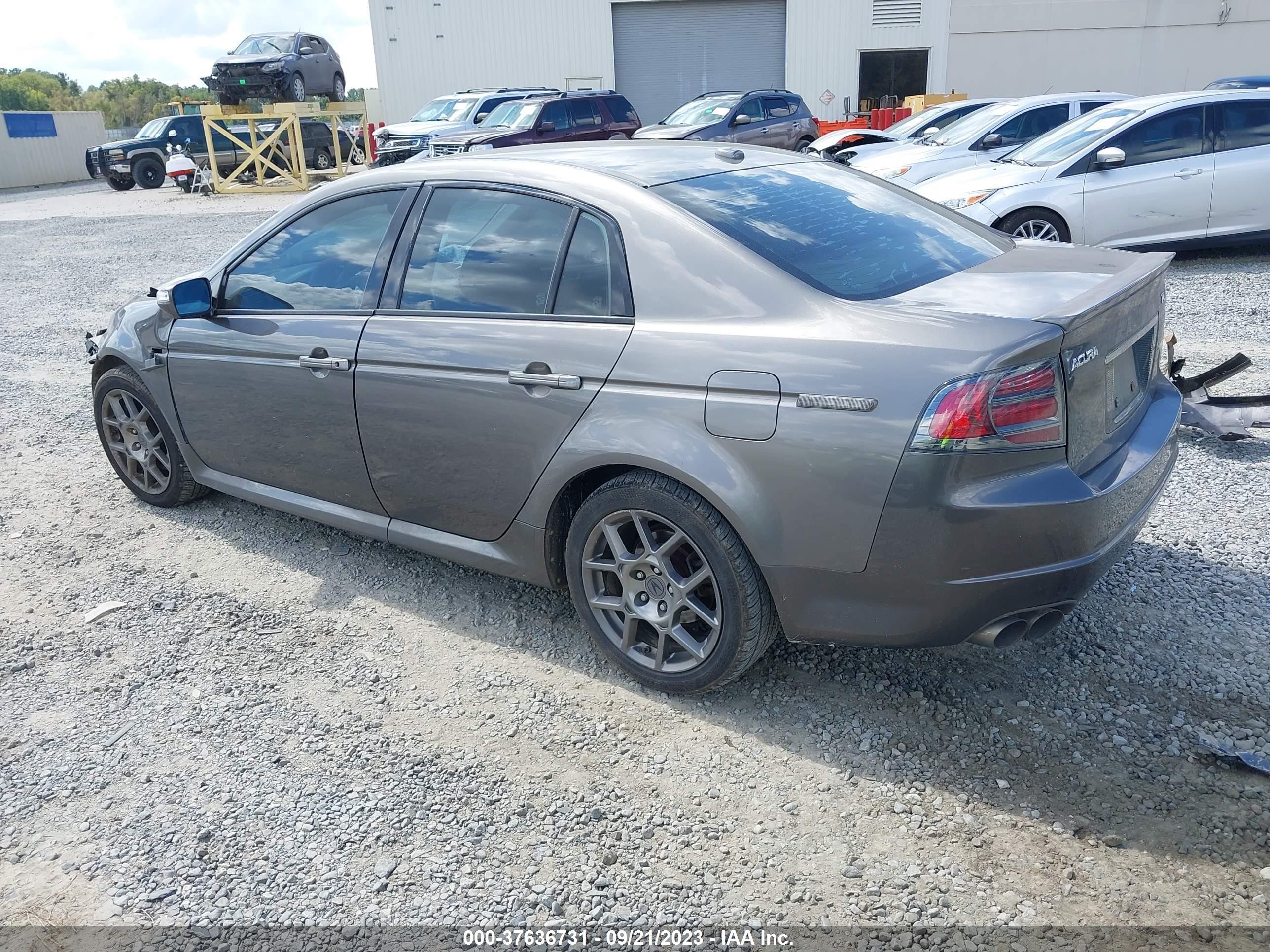 Photo 2 VIN: 19UUA76527A039768 - ACURA TL 