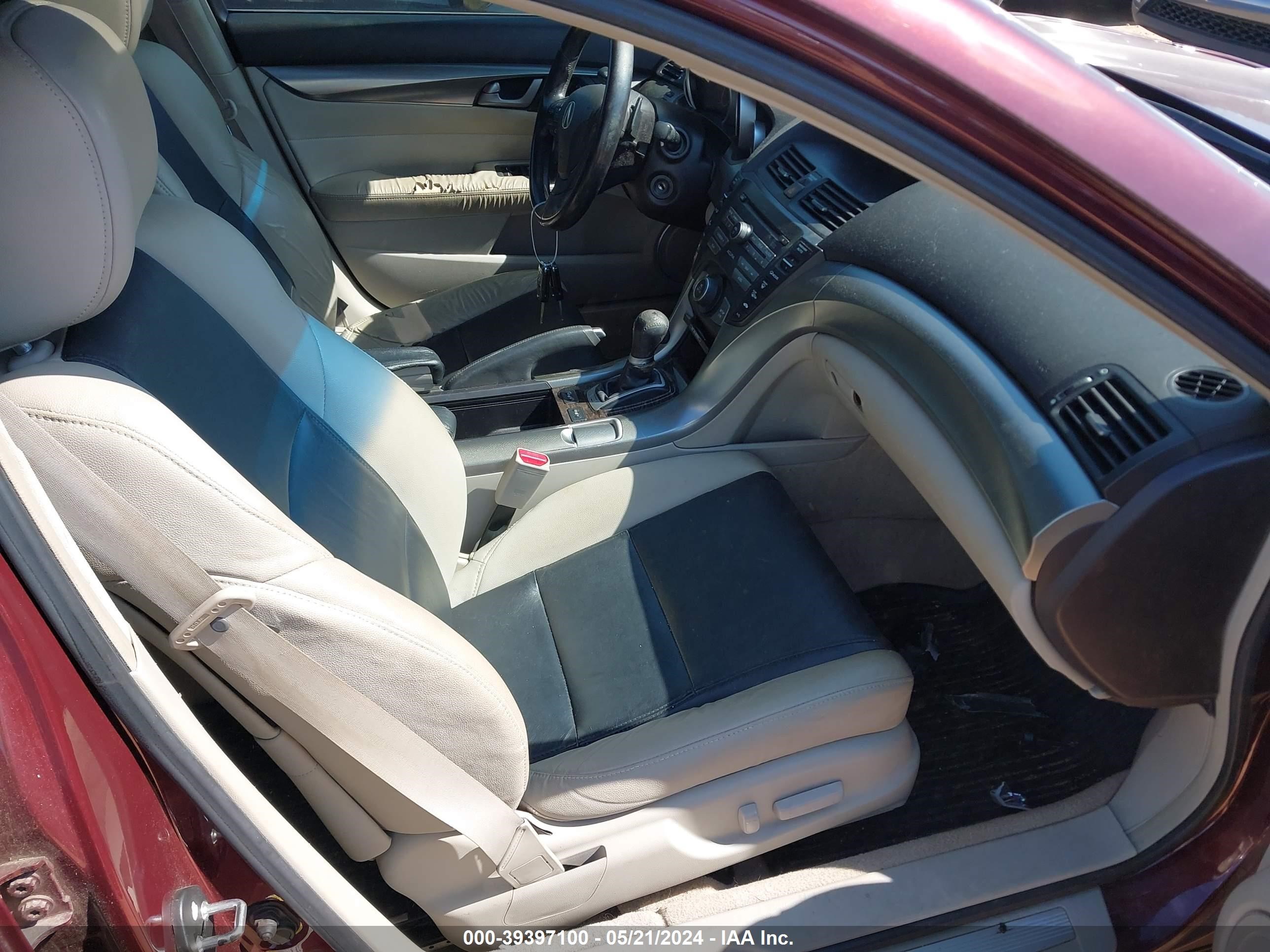 Photo 4 VIN: 19UUA86219A001513 - ACURA TL 