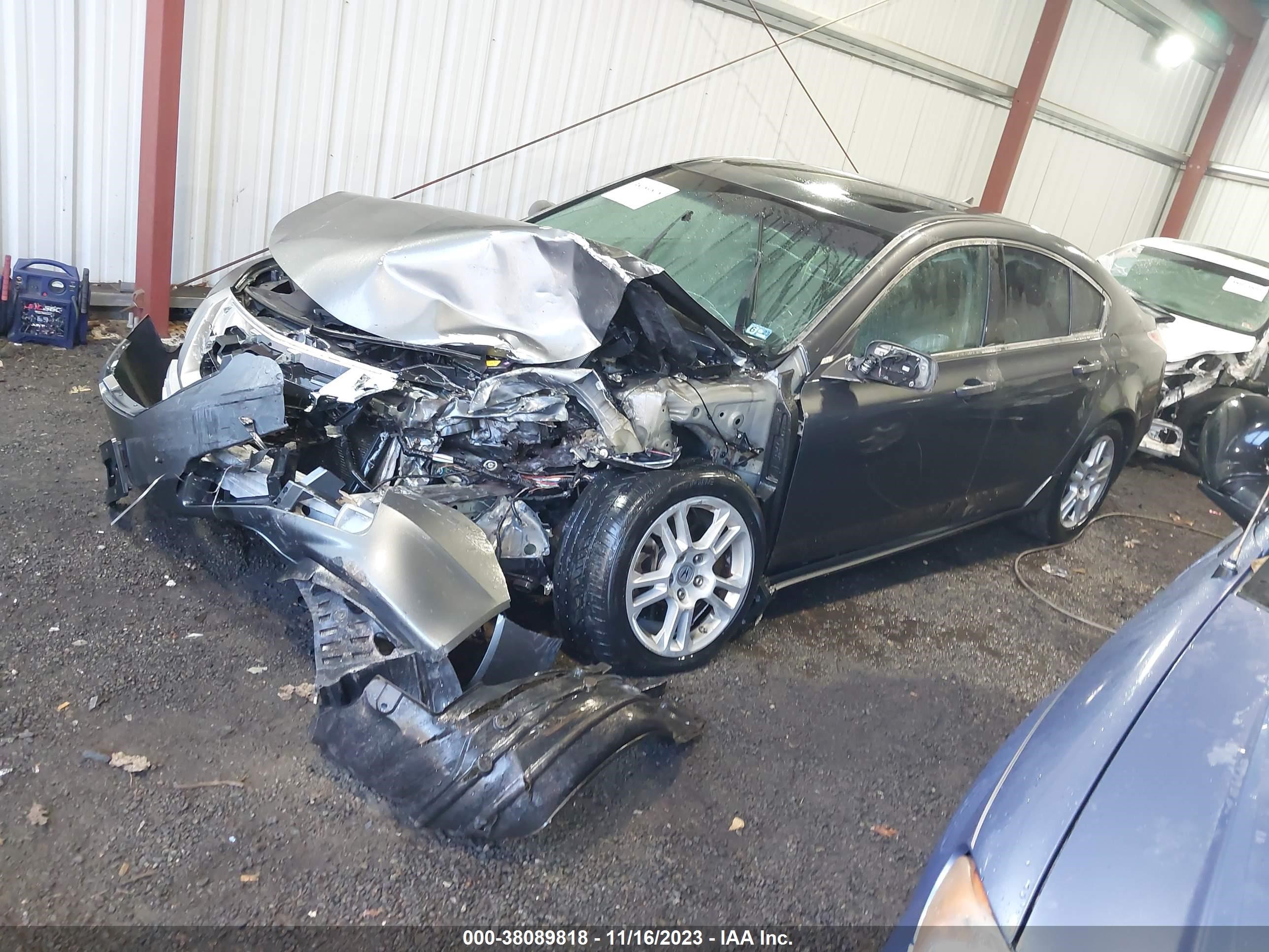 Photo 1 VIN: 19UUA86229A001911 - ACURA TL 