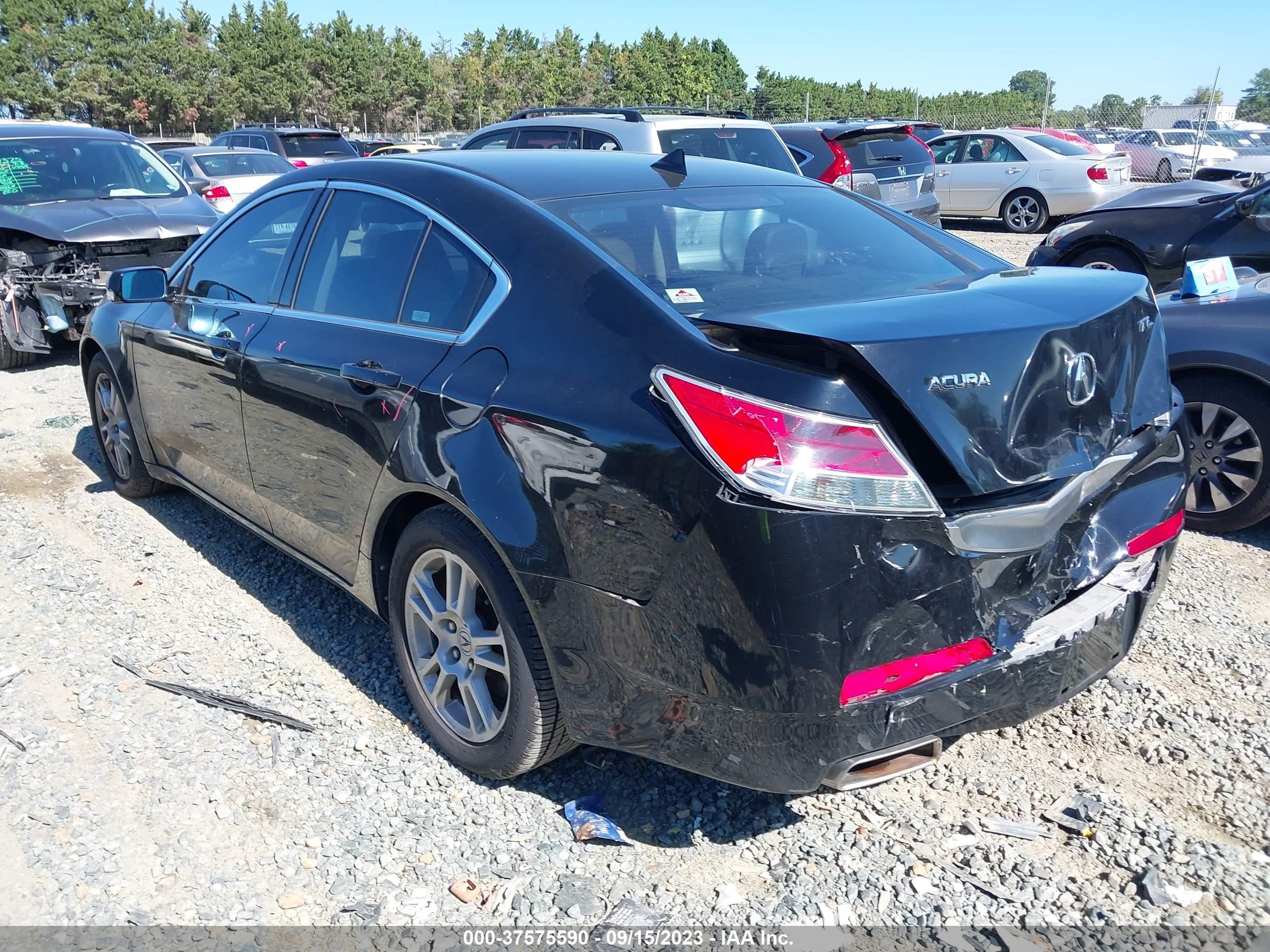 Photo 2 VIN: 19UUA862X9A002563 - ACURA TL 