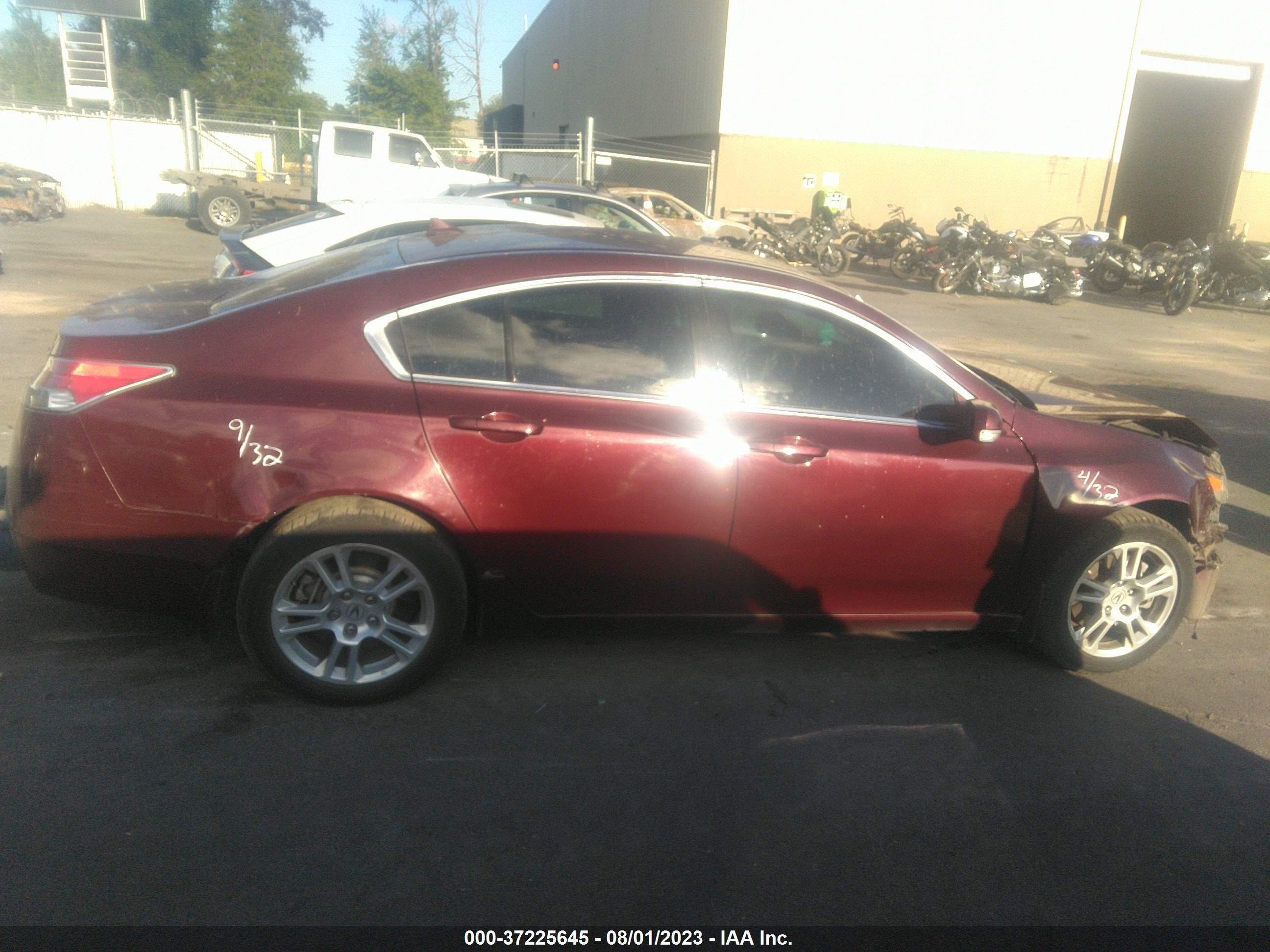 Photo 12 VIN: 19UUA862X9A024739 - ACURA TL 