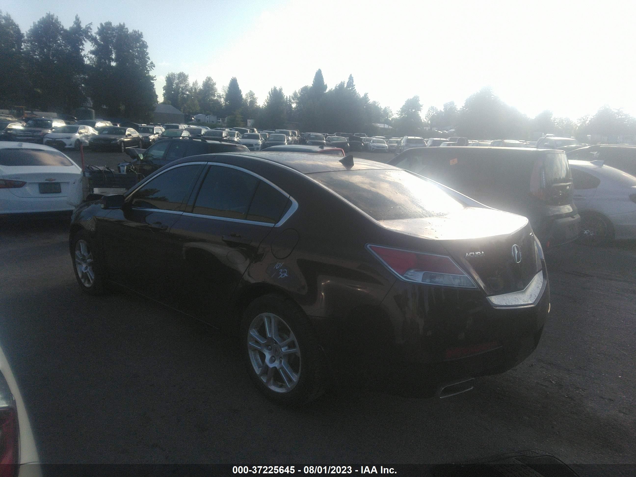 Photo 2 VIN: 19UUA862X9A024739 - ACURA TL 