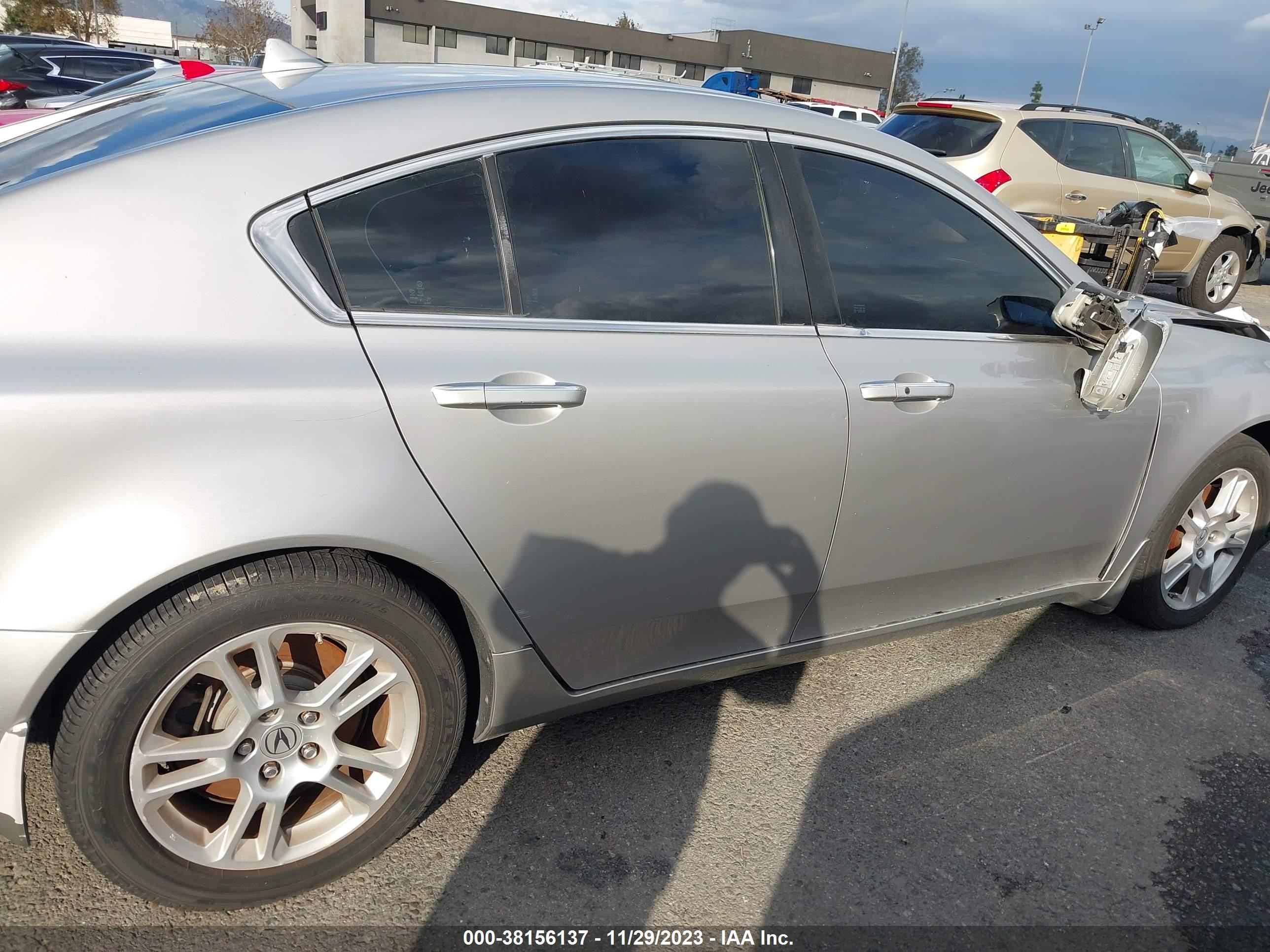 Photo 12 VIN: 19UUA86529A019576 - ACURA TL 