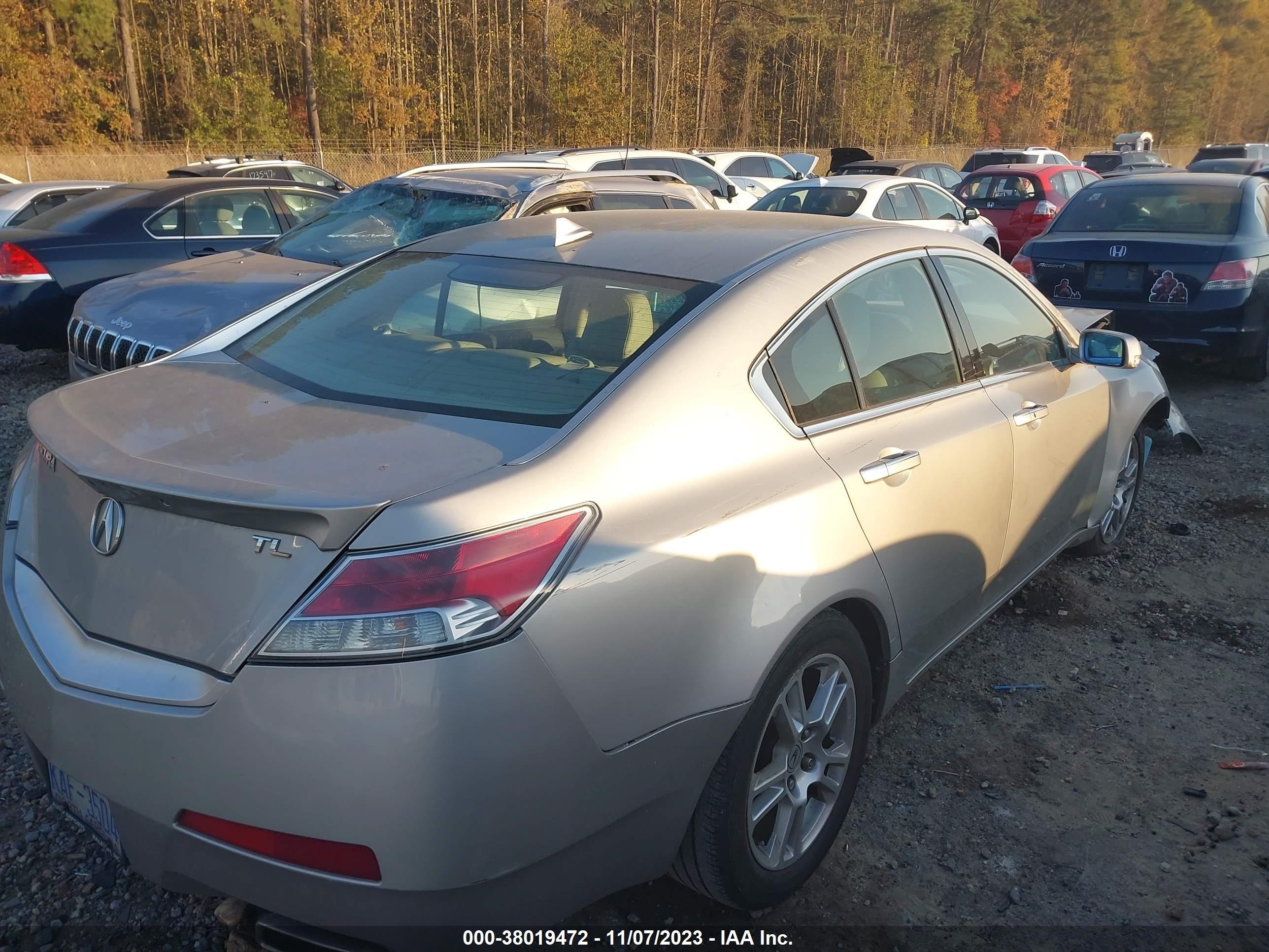 Photo 3 VIN: 19UUA86549A017263 - ACURA TL 