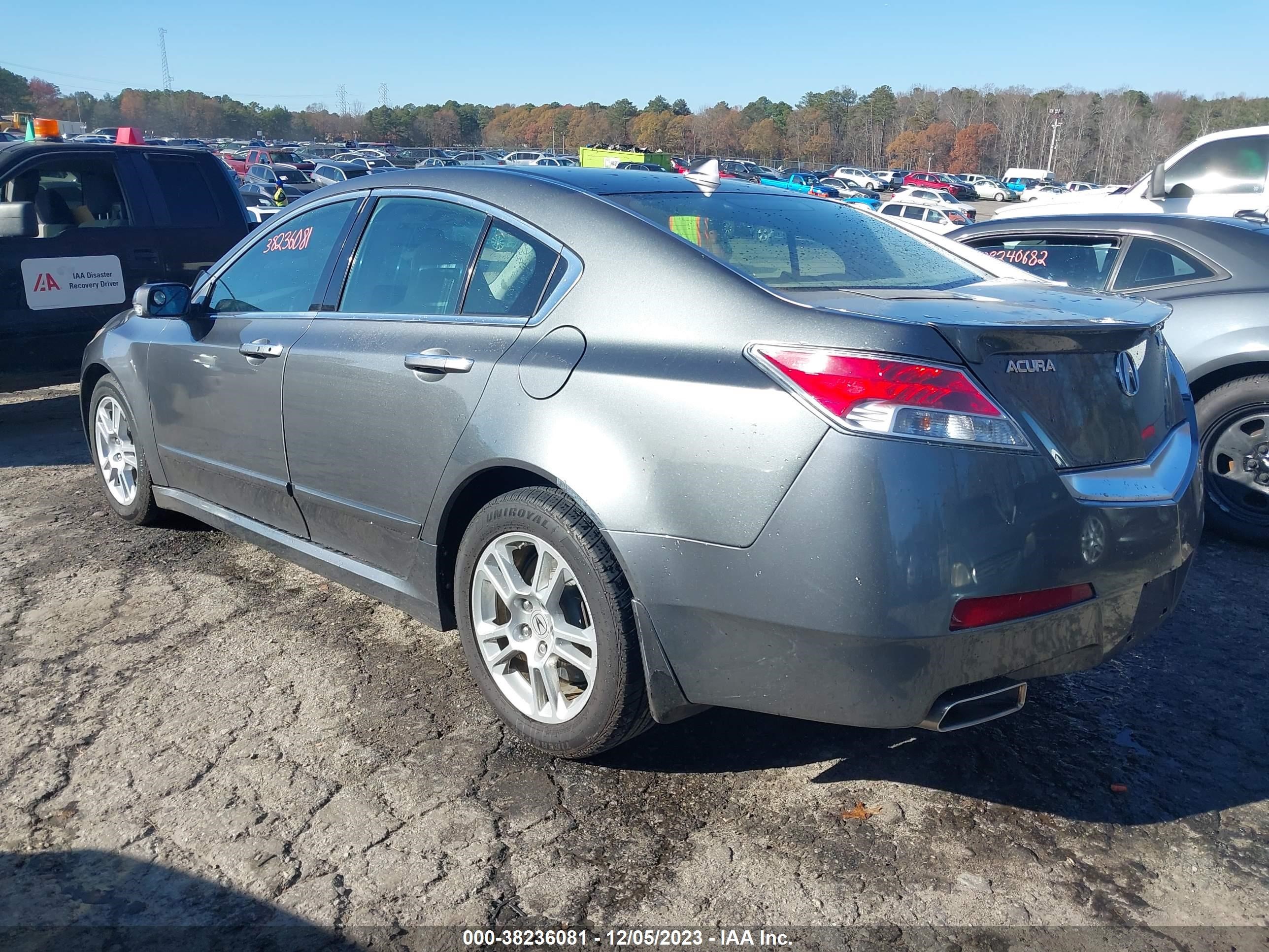 Photo 2 VIN: 19UUA86599A012205 - ACURA TL 