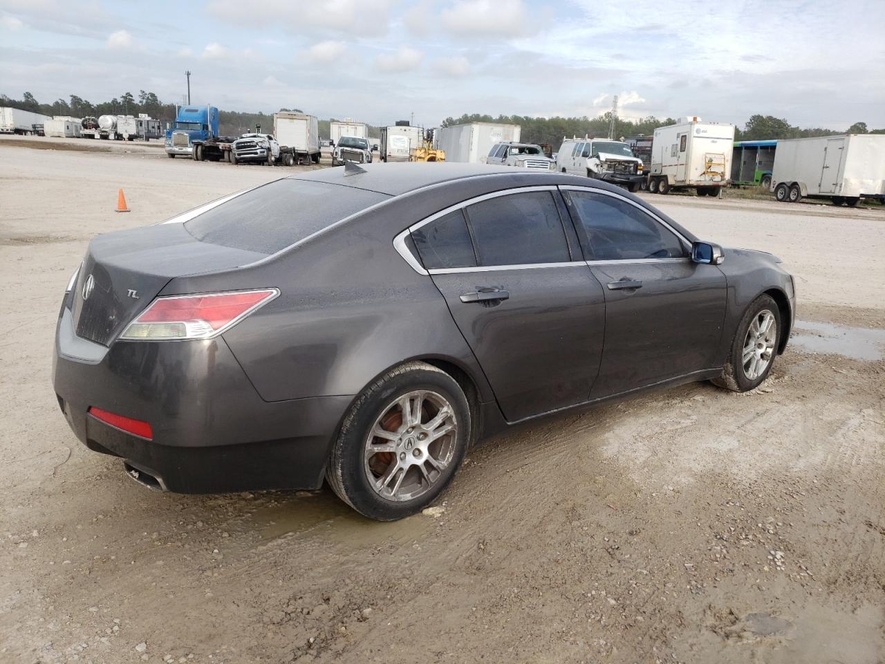 Photo 2 VIN: 19UUA8F22BA001347 - ACURA TL 