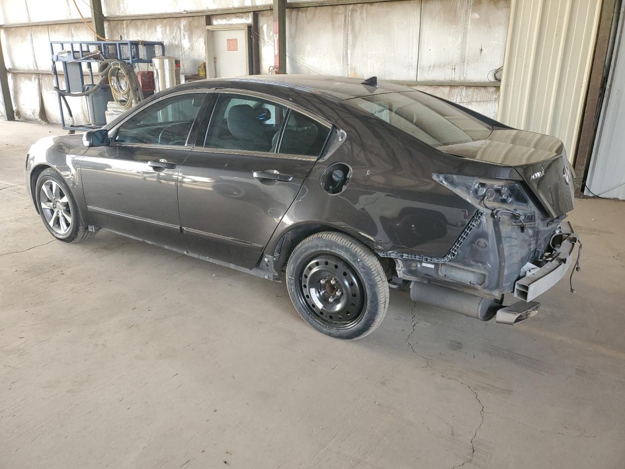 Photo 2 VIN: 19UUA8F25CA022470 - ACURA TL 