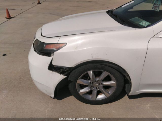 Photo 5 VIN: 19UUA8F29CA028627 - ACURA TL 