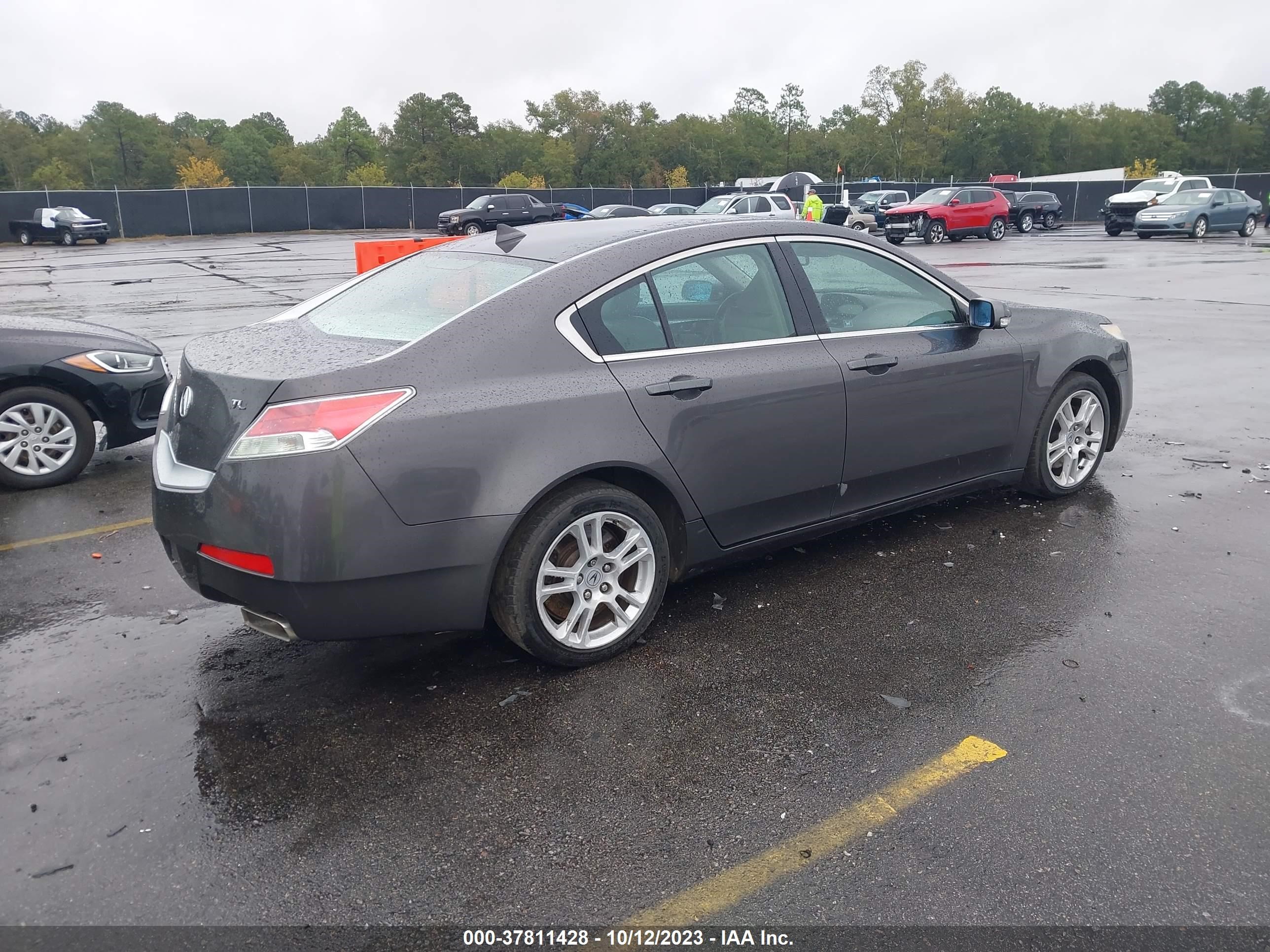 Photo 3 VIN: 19UUA8F2XAA021537 - ACURA TL 