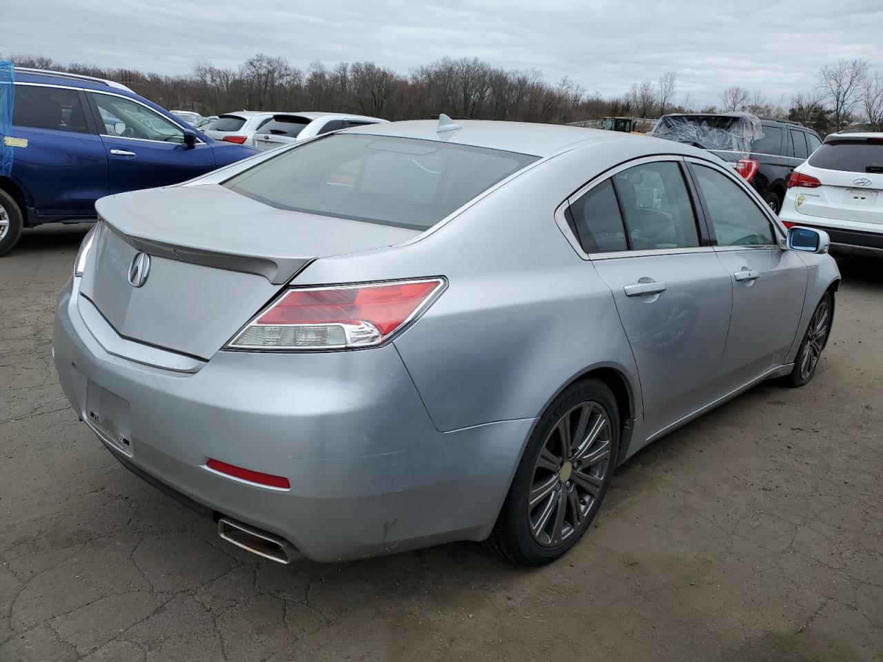 Photo 2 VIN: 19UUA8F37EA000613 - ACURA TL 