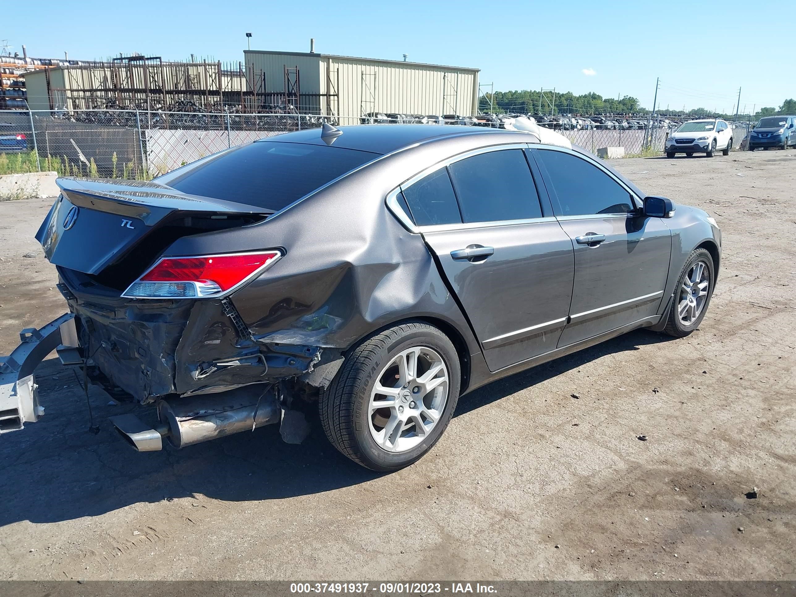 Photo 3 VIN: 19UUA8F51BA003987 - ACURA TL 