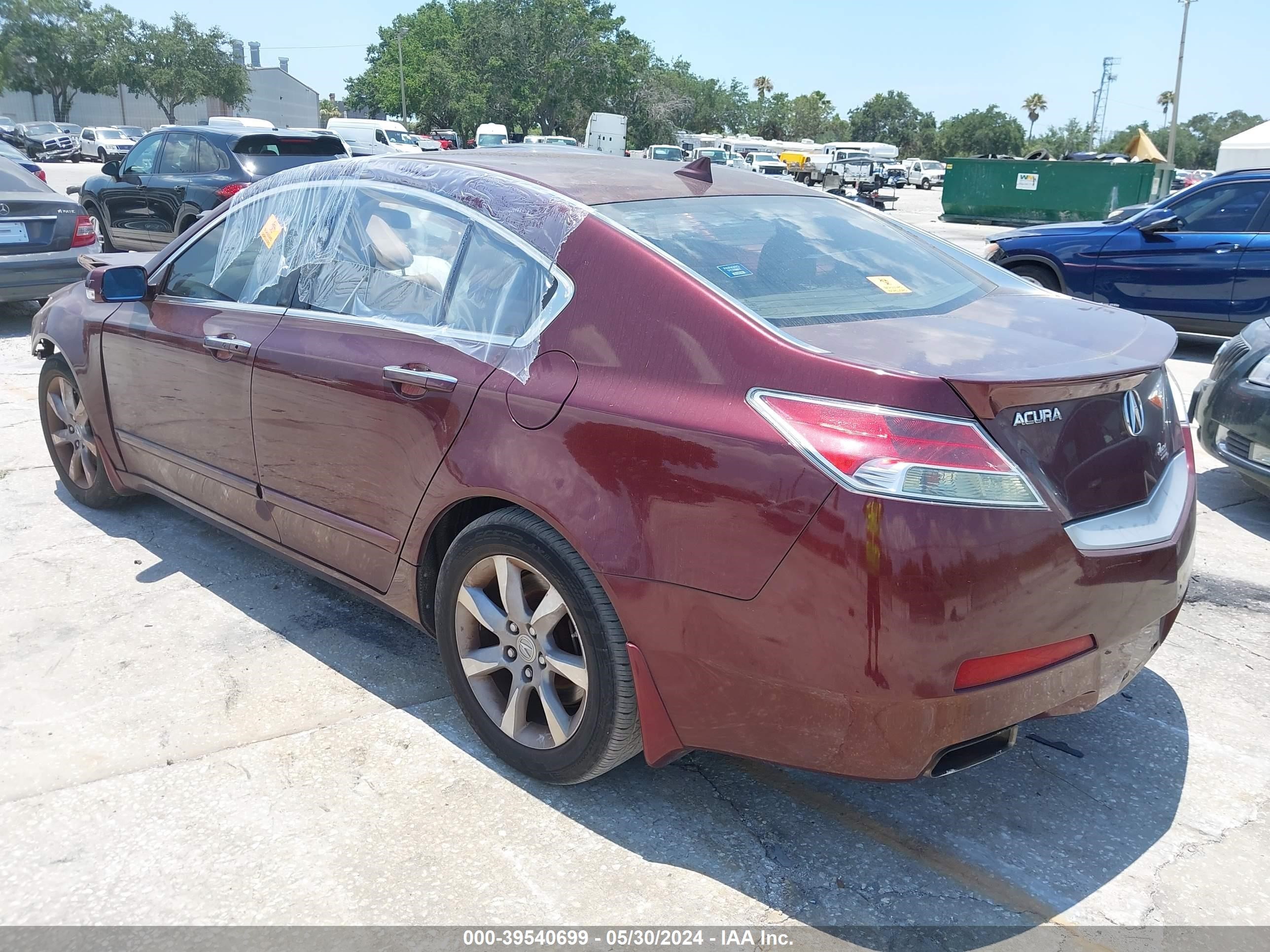 Photo 2 VIN: 19UUA8F54AA027537 - ACURA TL 