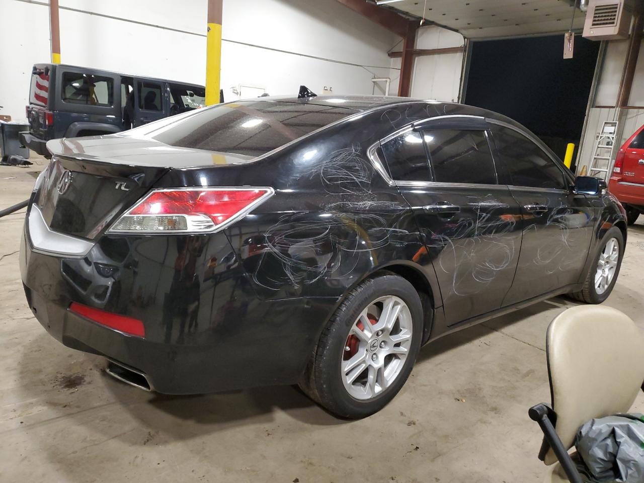 Photo 2 VIN: 19UUA8F55AA013467 - ACURA TL 