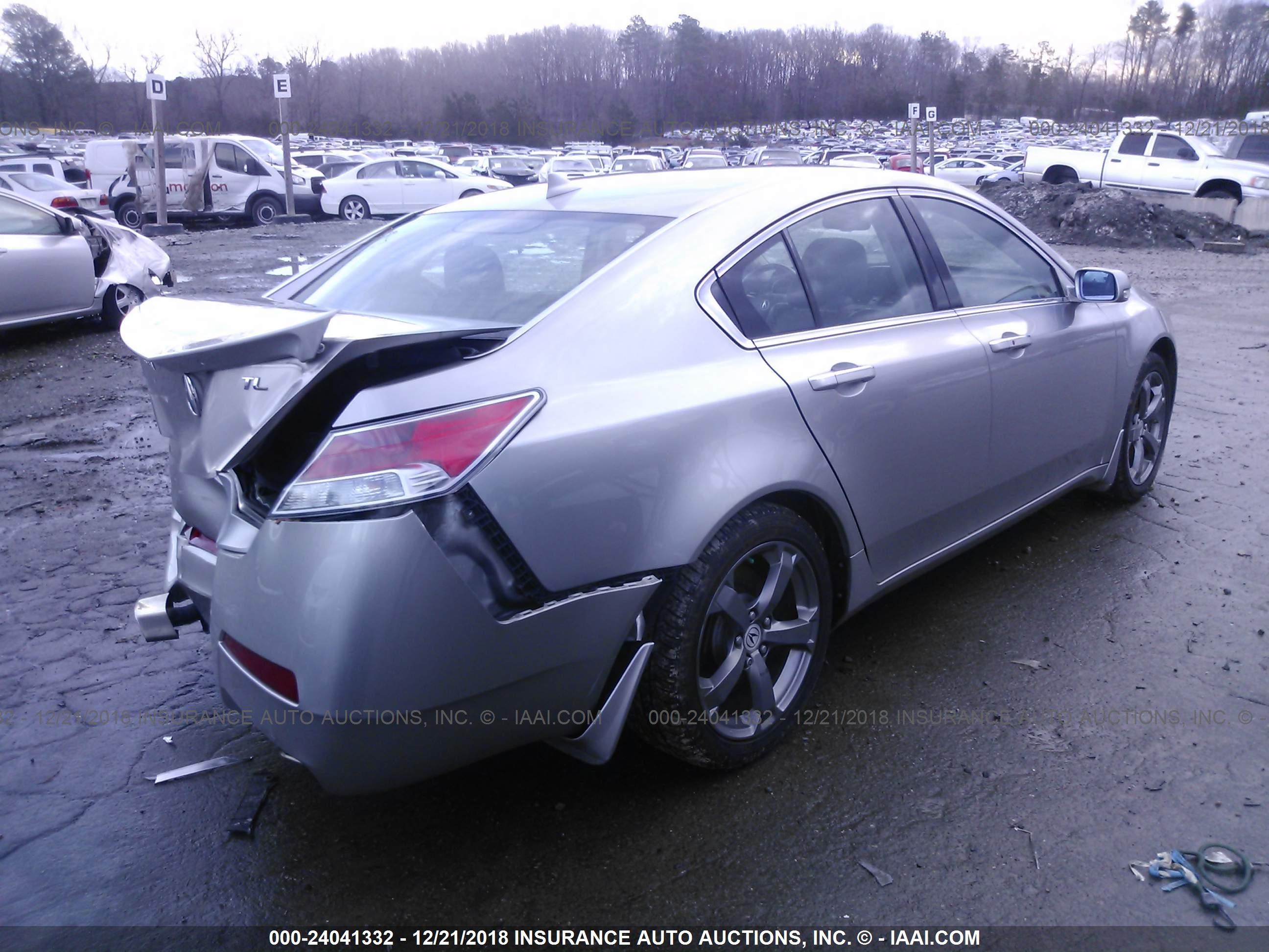 Photo 3 VIN: 19UUA8F57BA009213 - ACURA TL 