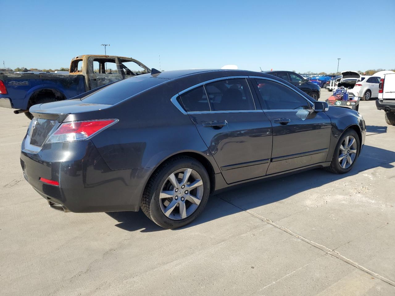 Photo 2 VIN: 19UUA8F57CA010878 - ACURA TL 