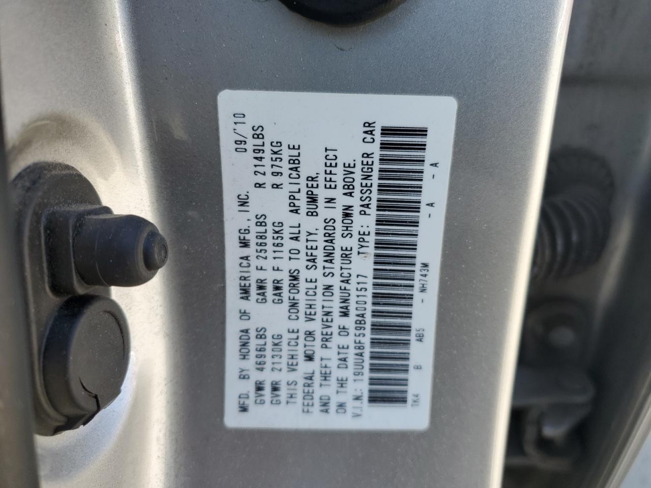 Photo 11 VIN: 19UUA8F59BA001517 - ACURA TL 