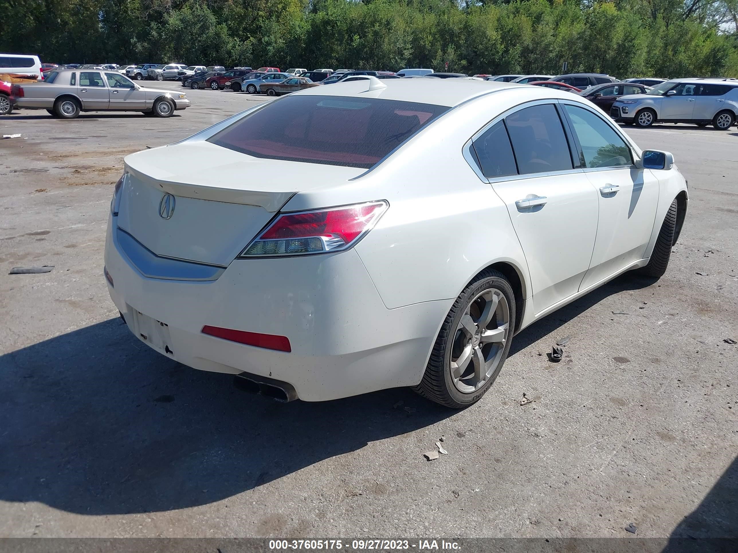 Photo 3 VIN: 19UUA96539A003747 - ACURA TL 