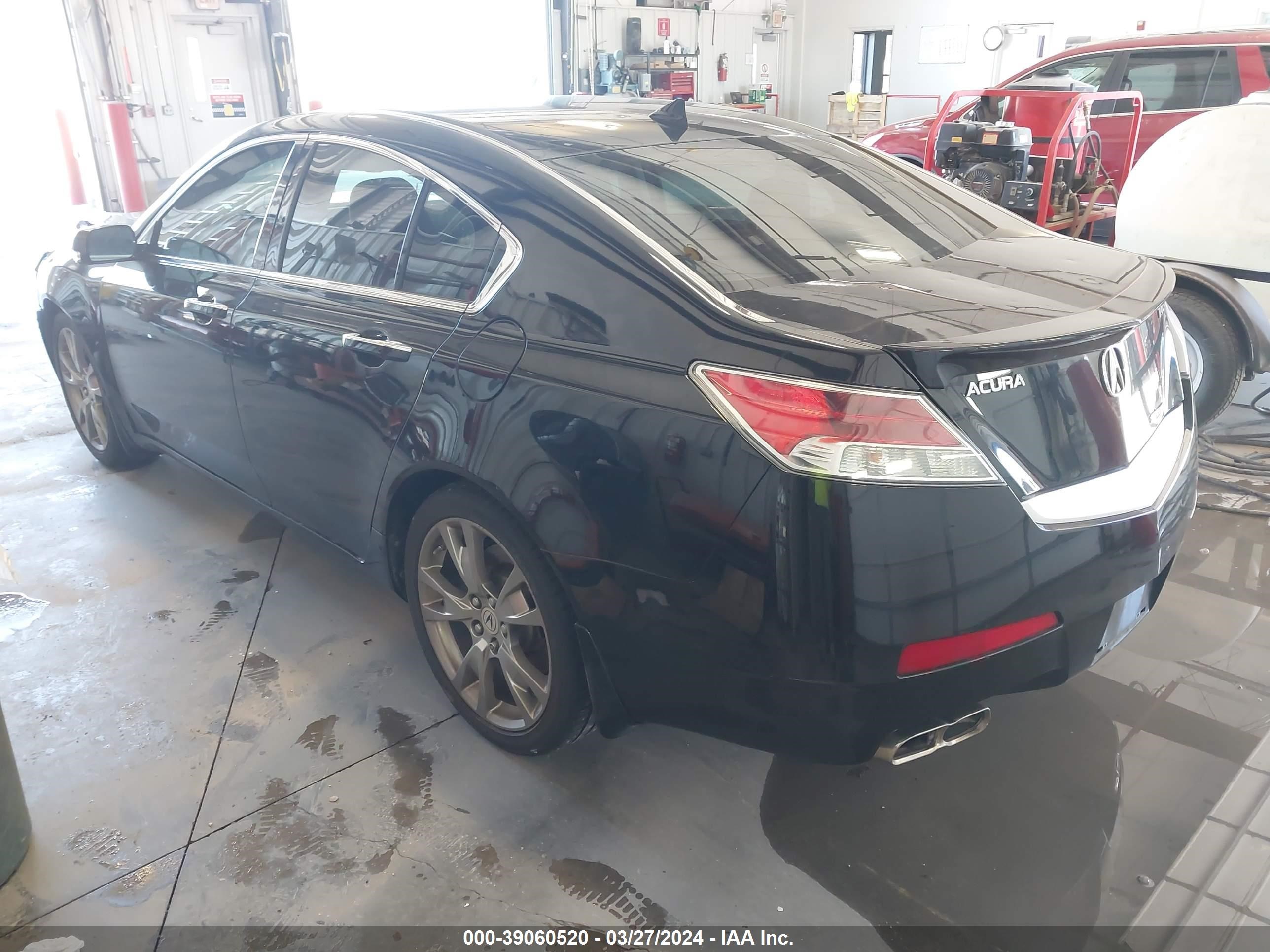 Photo 2 VIN: 19UUA96599A001761 - ACURA TL 