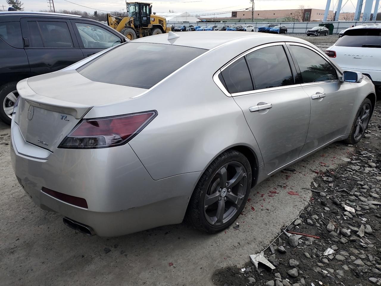 Photo 2 VIN: 19UUA9F56BA002968 - ACURA TL 