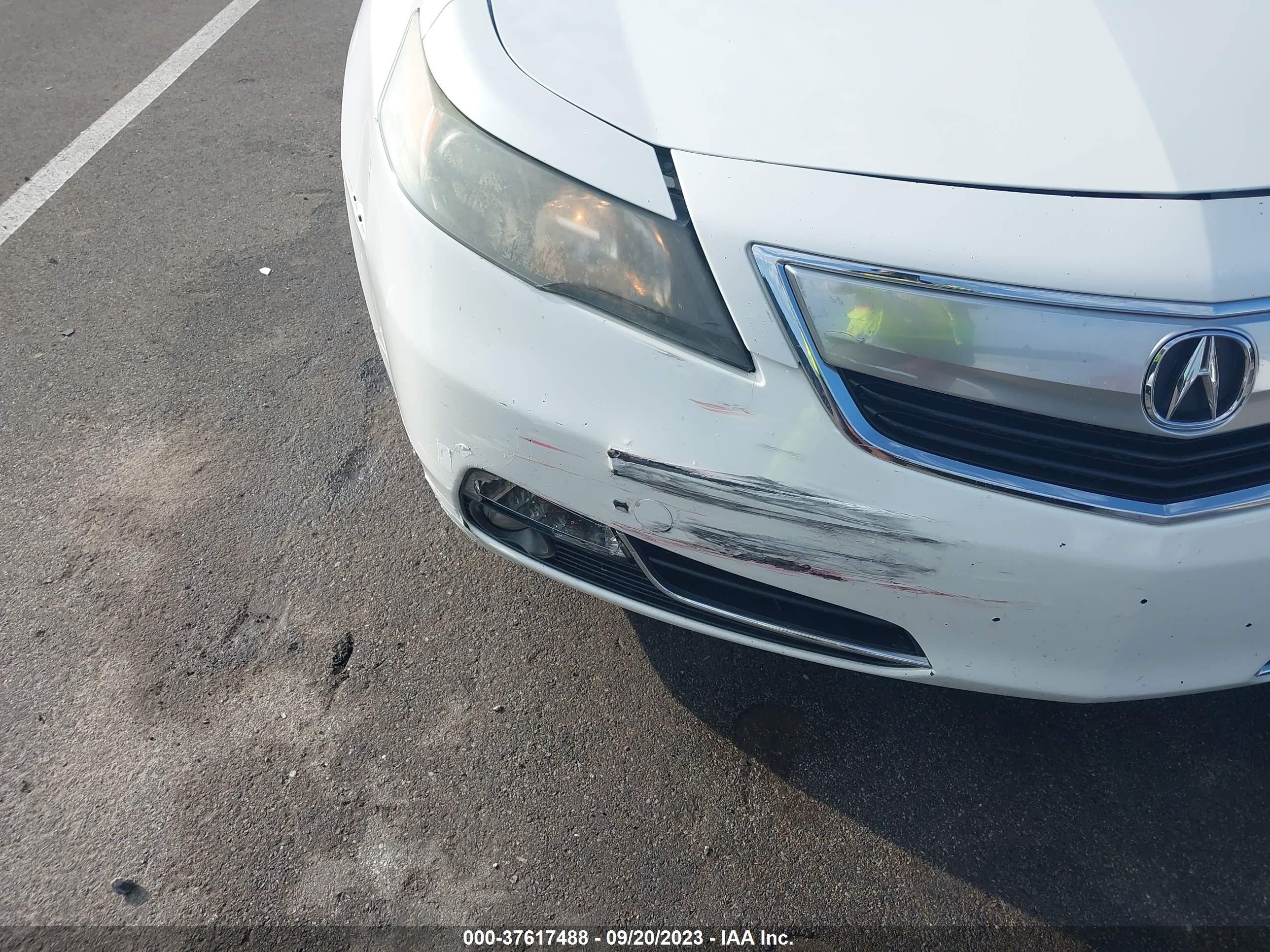 Photo 5 VIN: 19UUA9F56DA004223 - ACURA TL 