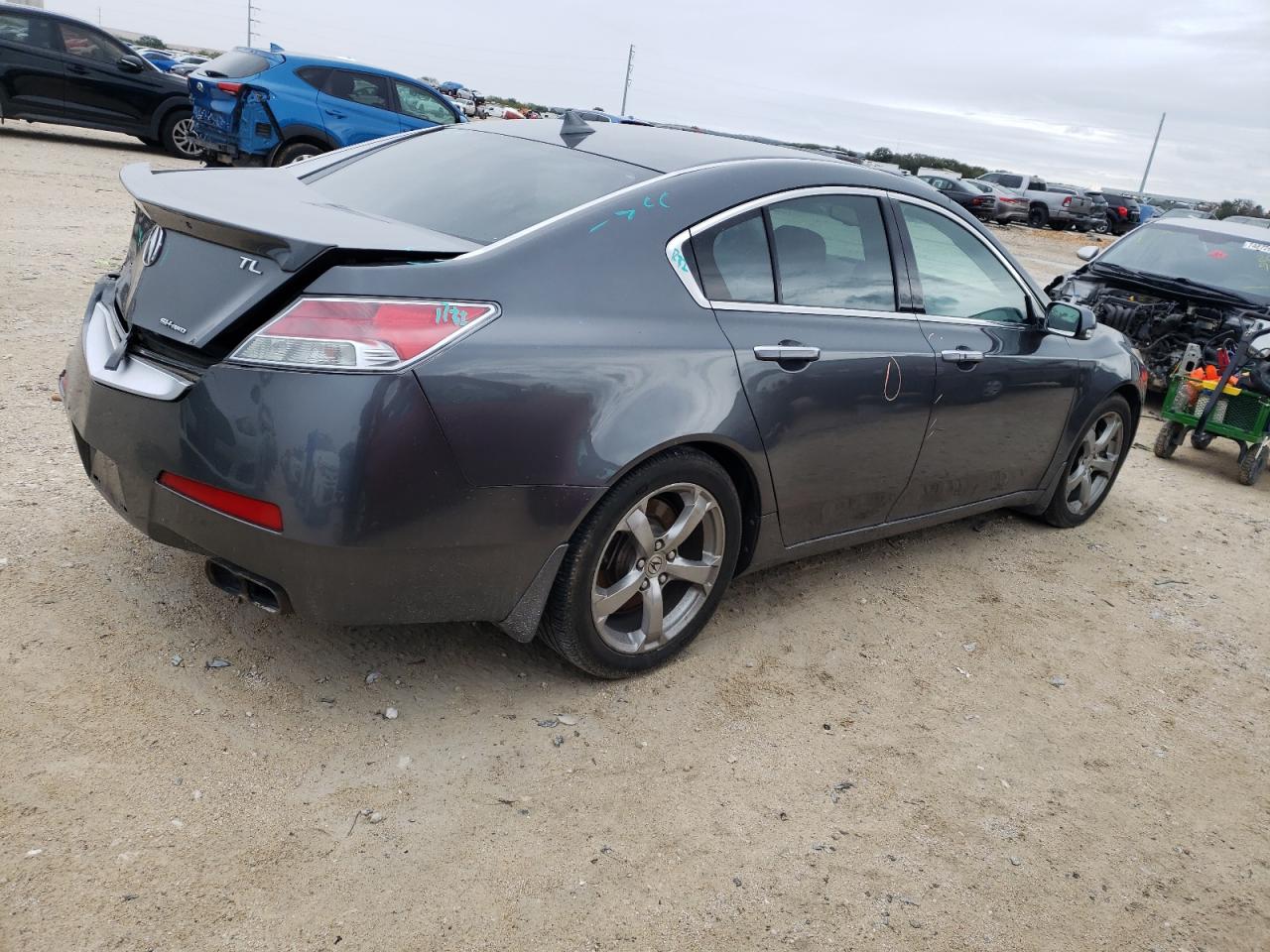 Photo 2 VIN: 19UUA9F58AA002081 - ACURA TL 