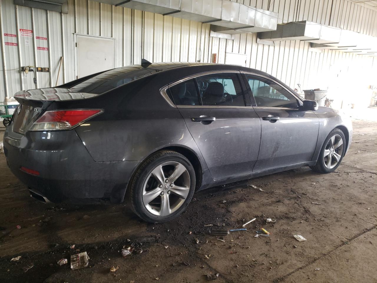 Photo 2 VIN: 19UUA9F58DA003722 - ACURA TL 