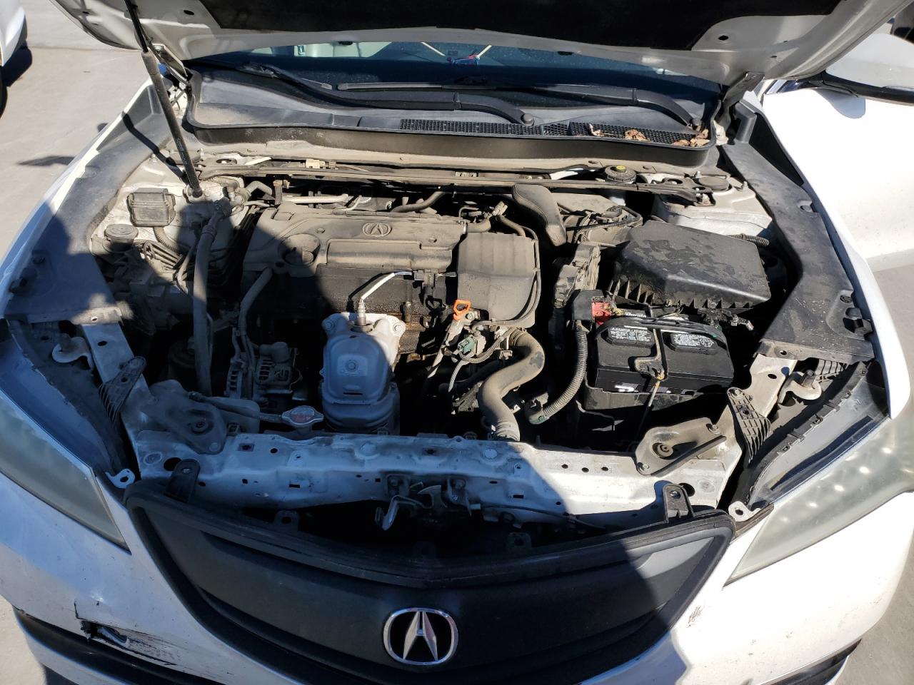 Photo 10 VIN: 19UUB1F30FA028792 - ACURA TLX 